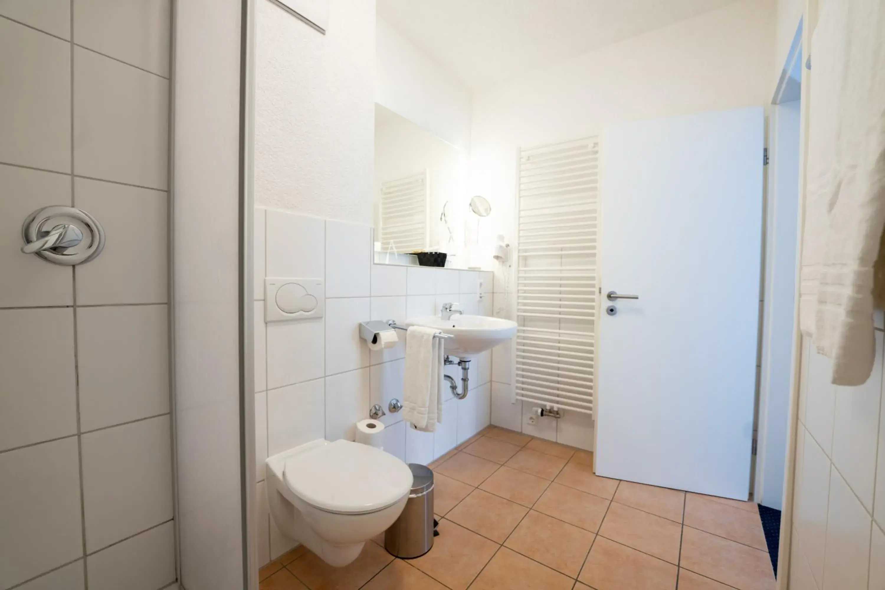 Double Room with Balcony facing the Courtyard - single occupancy in Hotel Capri Double Room with Balcony facing the Courtyard - single occupancy in Hotel Capri