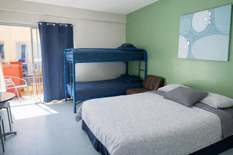 Bedroom, Bed in Banana Bungalow West Hollywood Hotel & Hostel