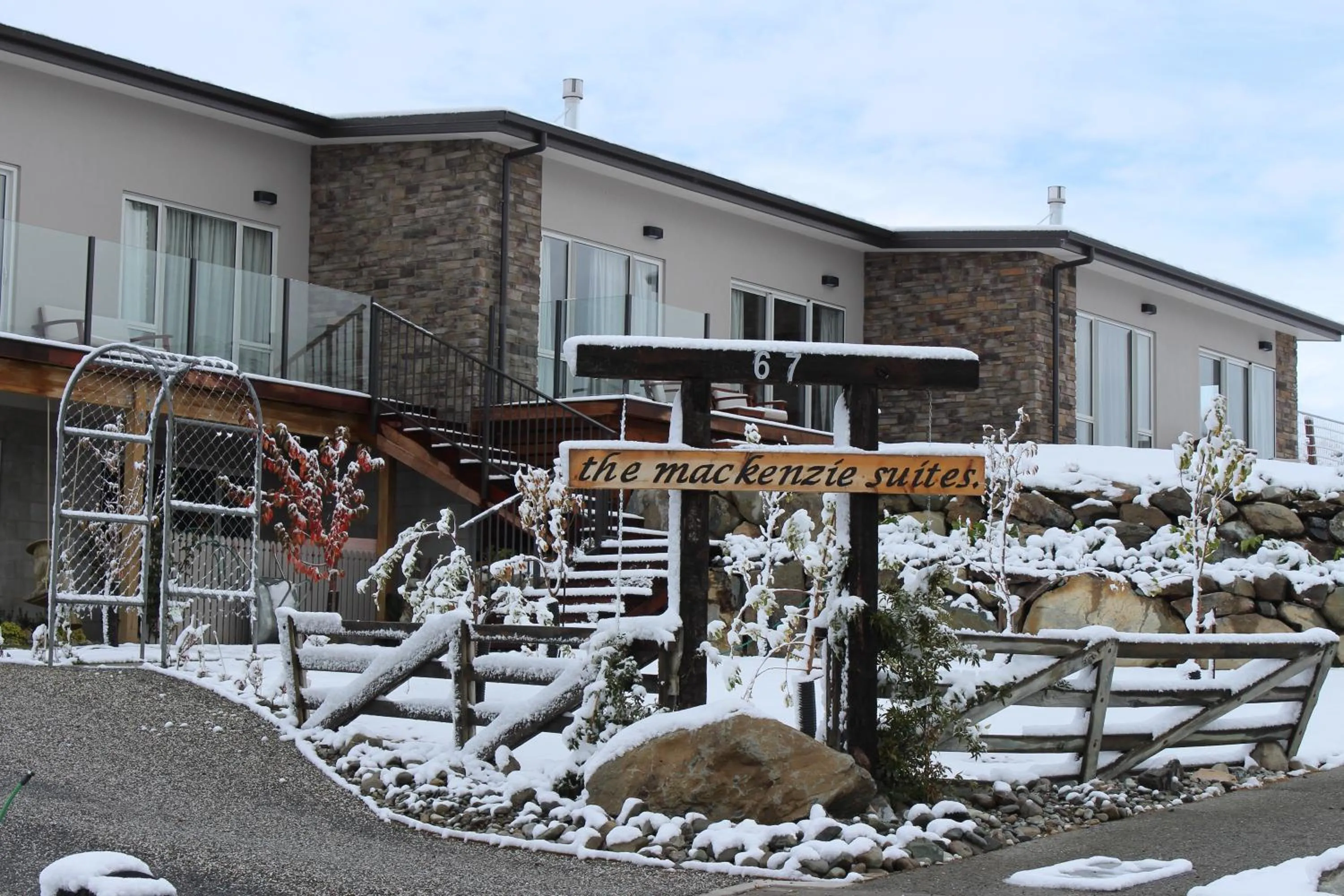 Facade/entrance in The Mackenzie Suites