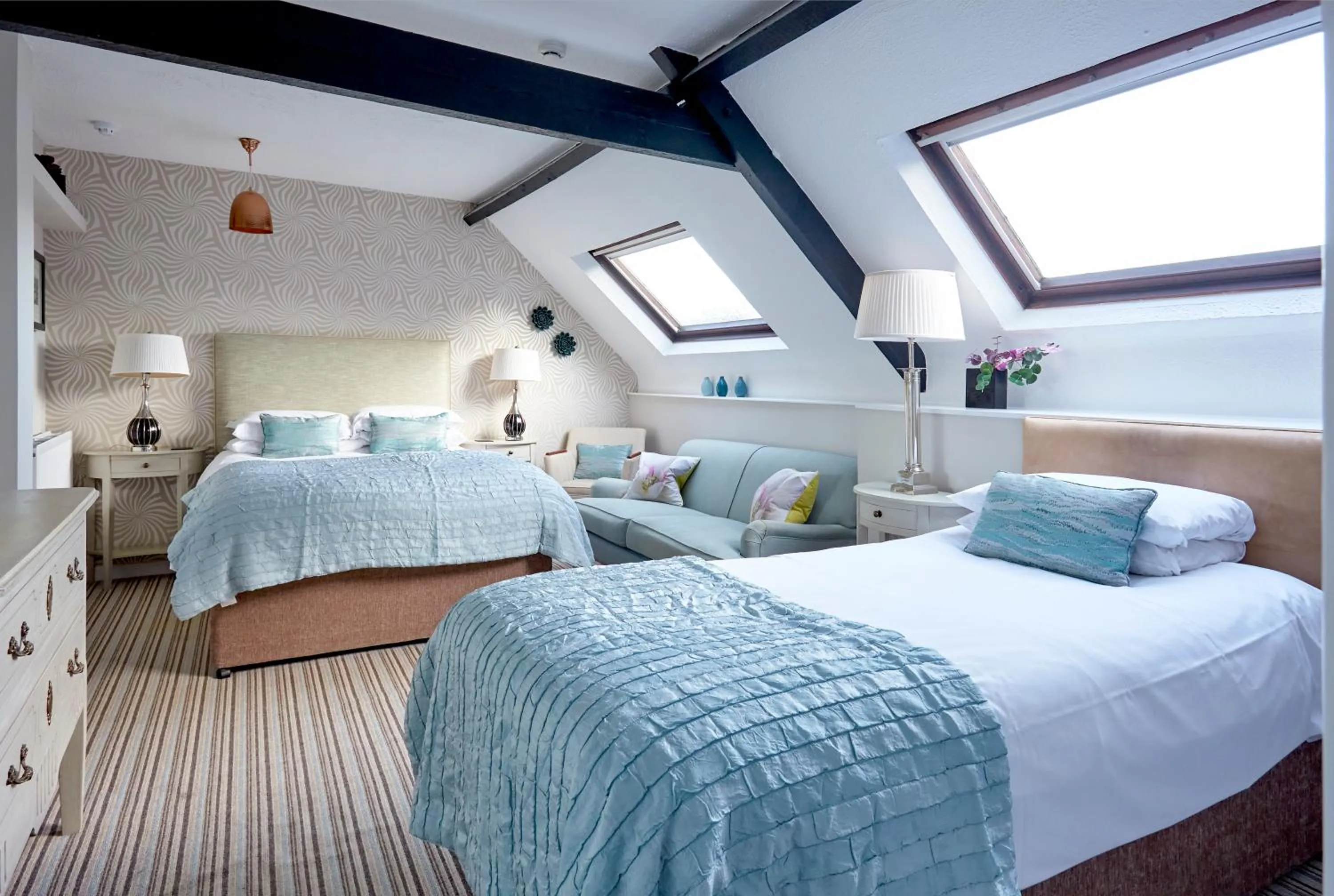 Photo of the whole room, Bed in The Ormond At Tetbury