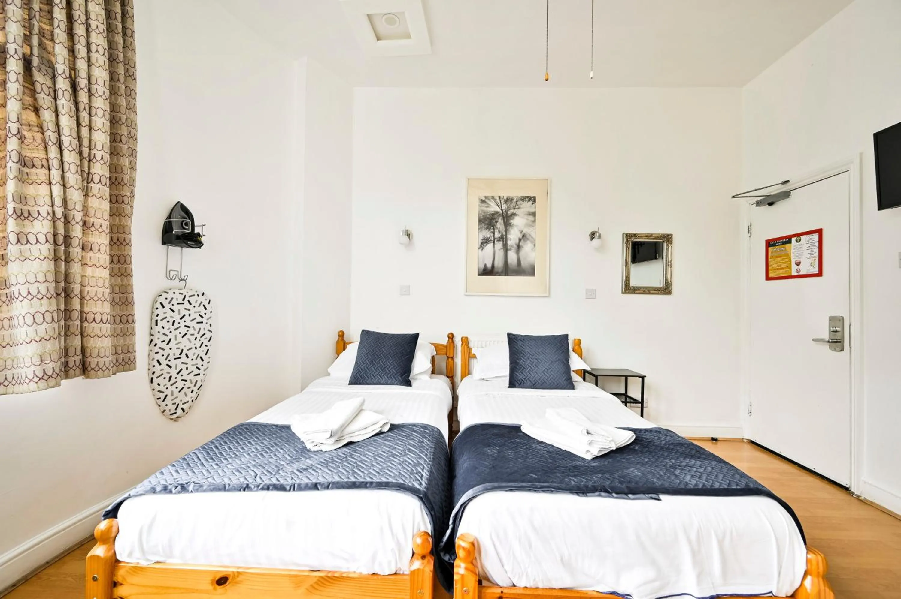 Bed in City London Hotel