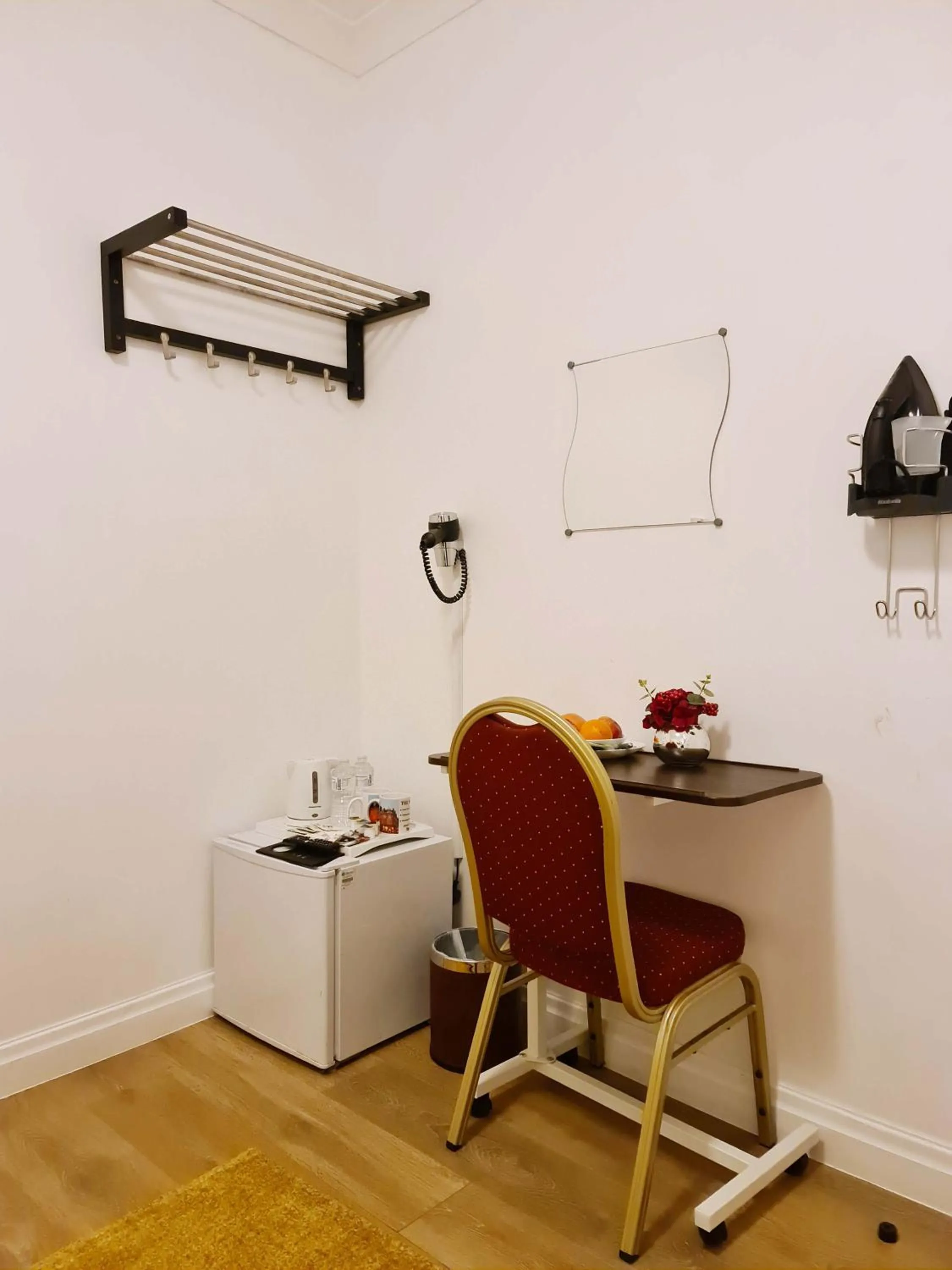 hair dresser in City London Hotel