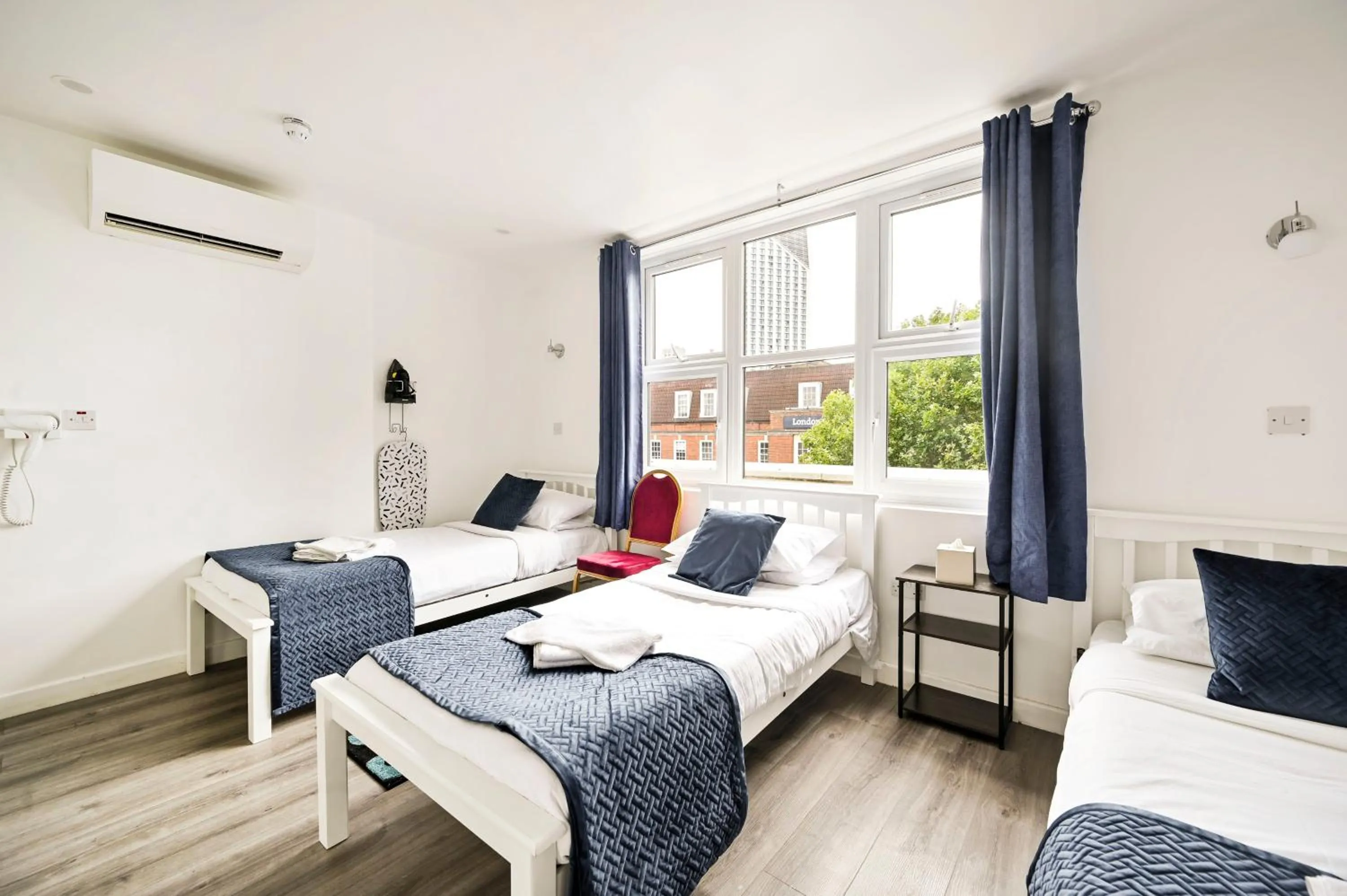 Bed in City London Hotel