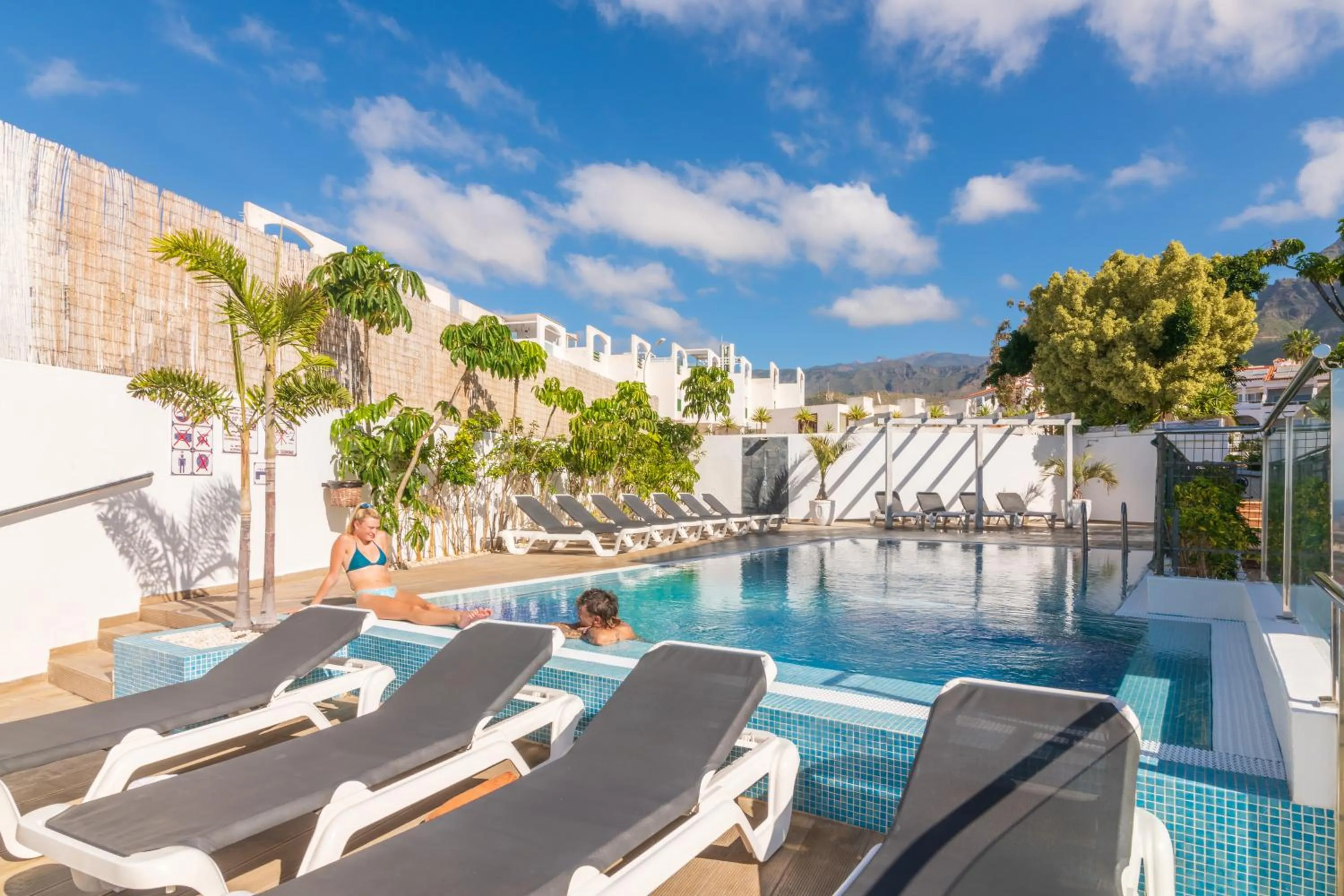 Swimming pool in Aparthotel Neptuno Costadeje