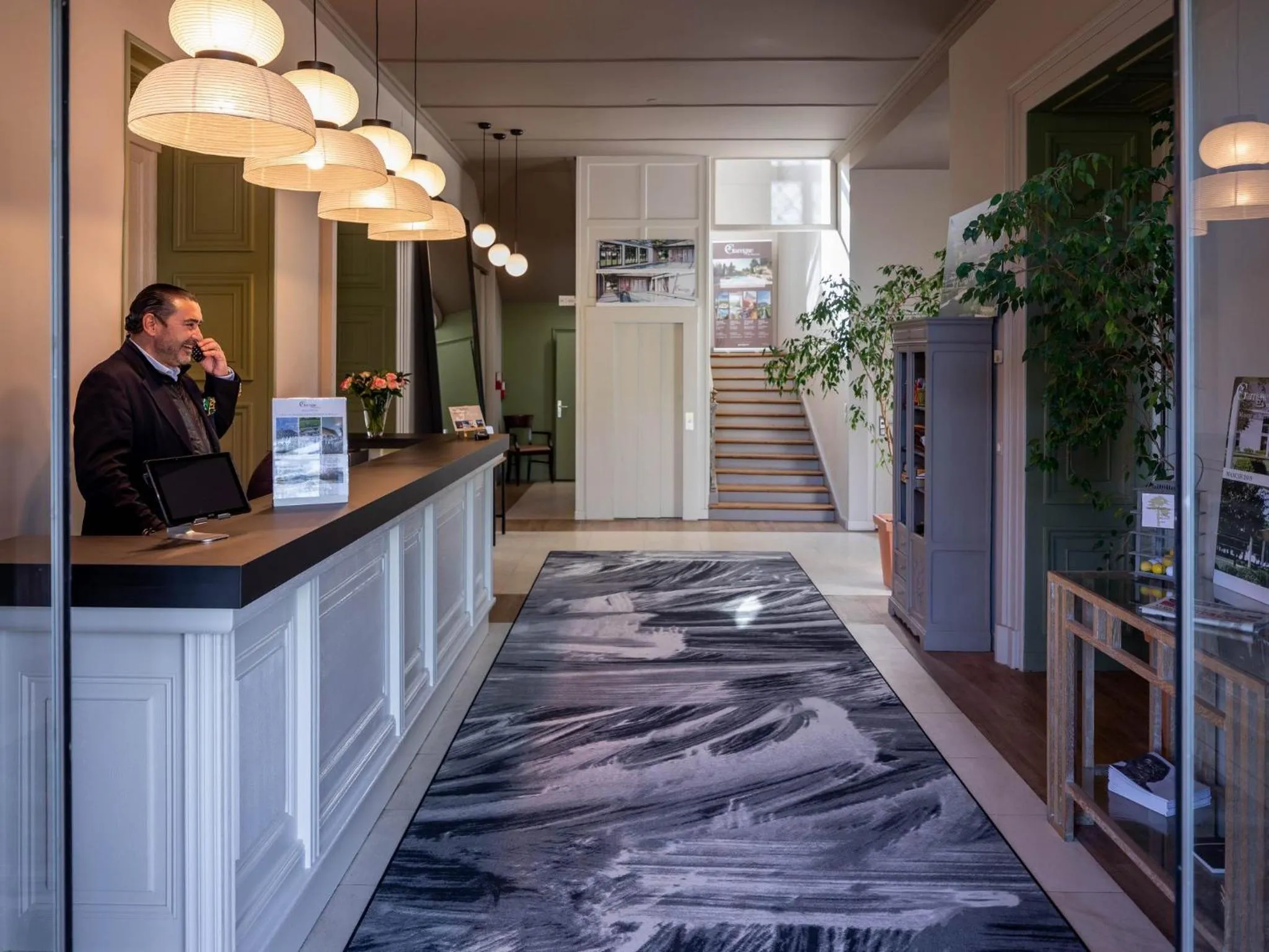 Lobby or reception in Garrigae Manoir de Beauvoir Poitiers Sud - Hotel & Spa