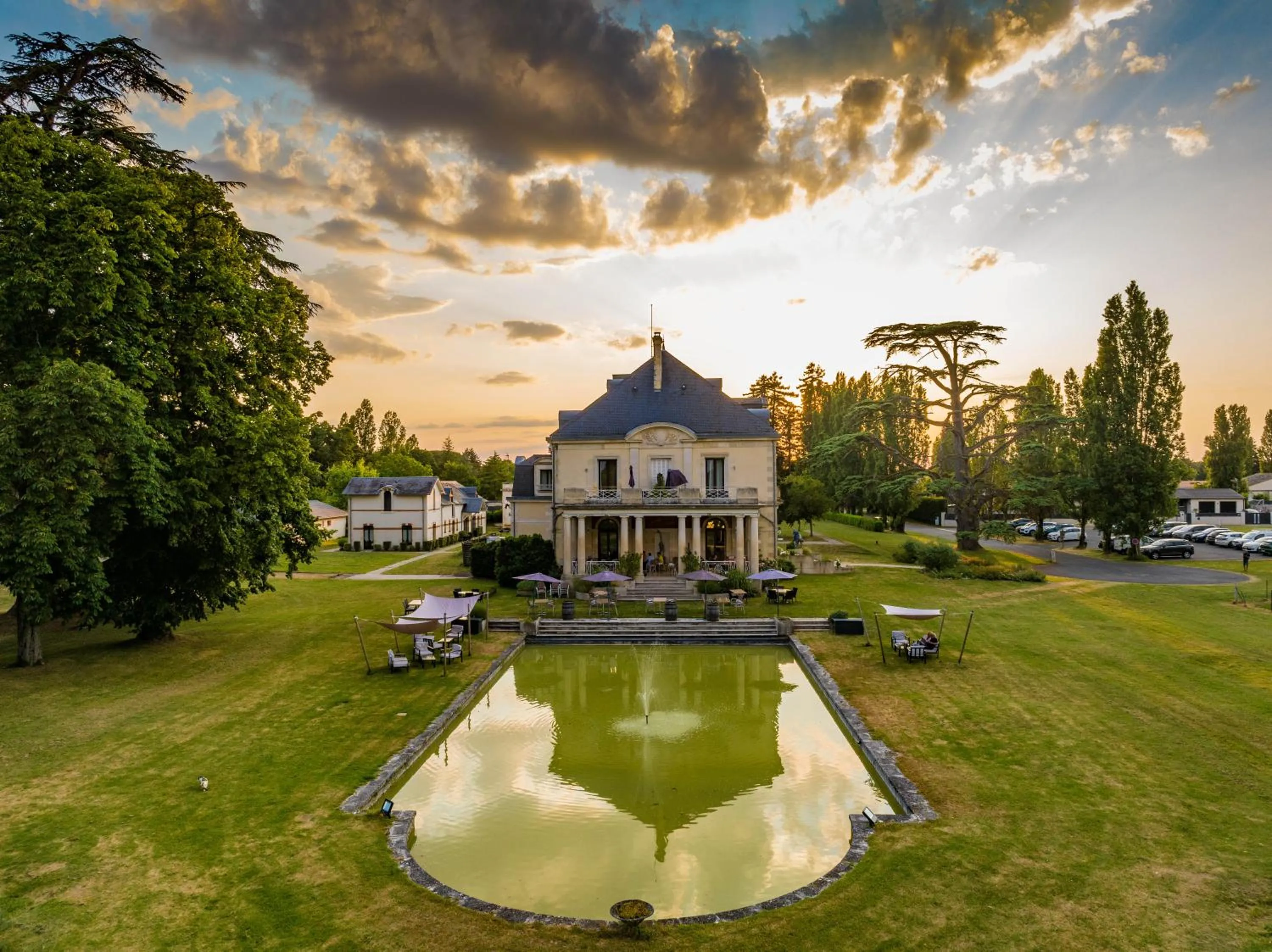 Bird's eye view in Garrigae Manoir de Beauvoir Poitiers Sud - Hotel & Spa