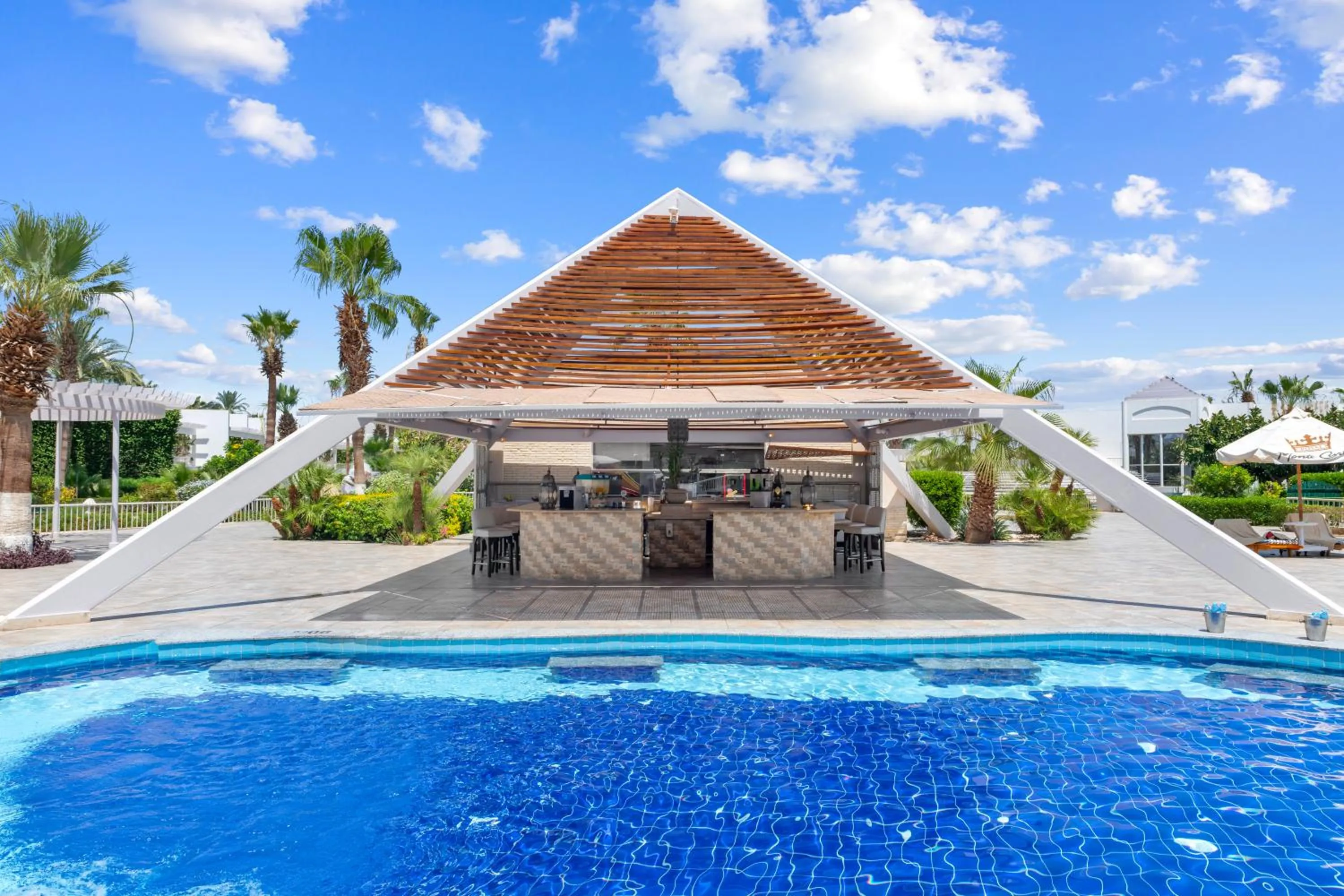 Swimming pool in Monte Carlo Sharm Resort & Spa