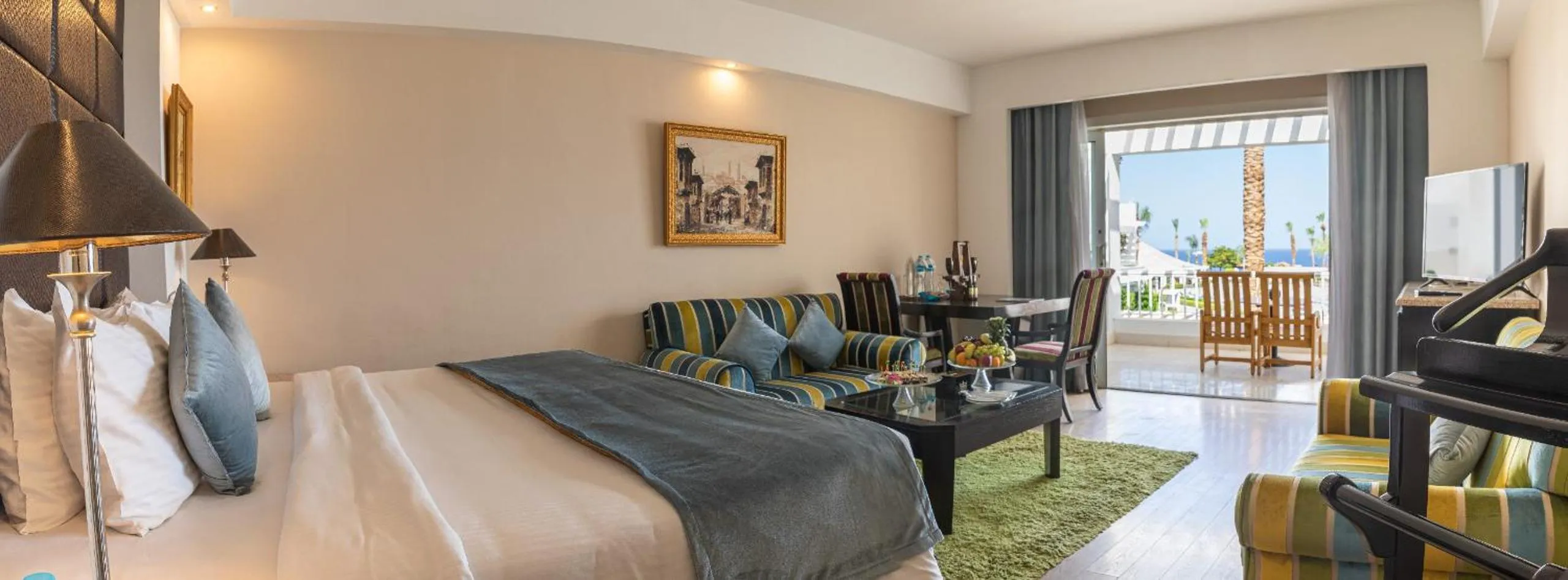 Bed in Monte Carlo Sharm Resort & Spa