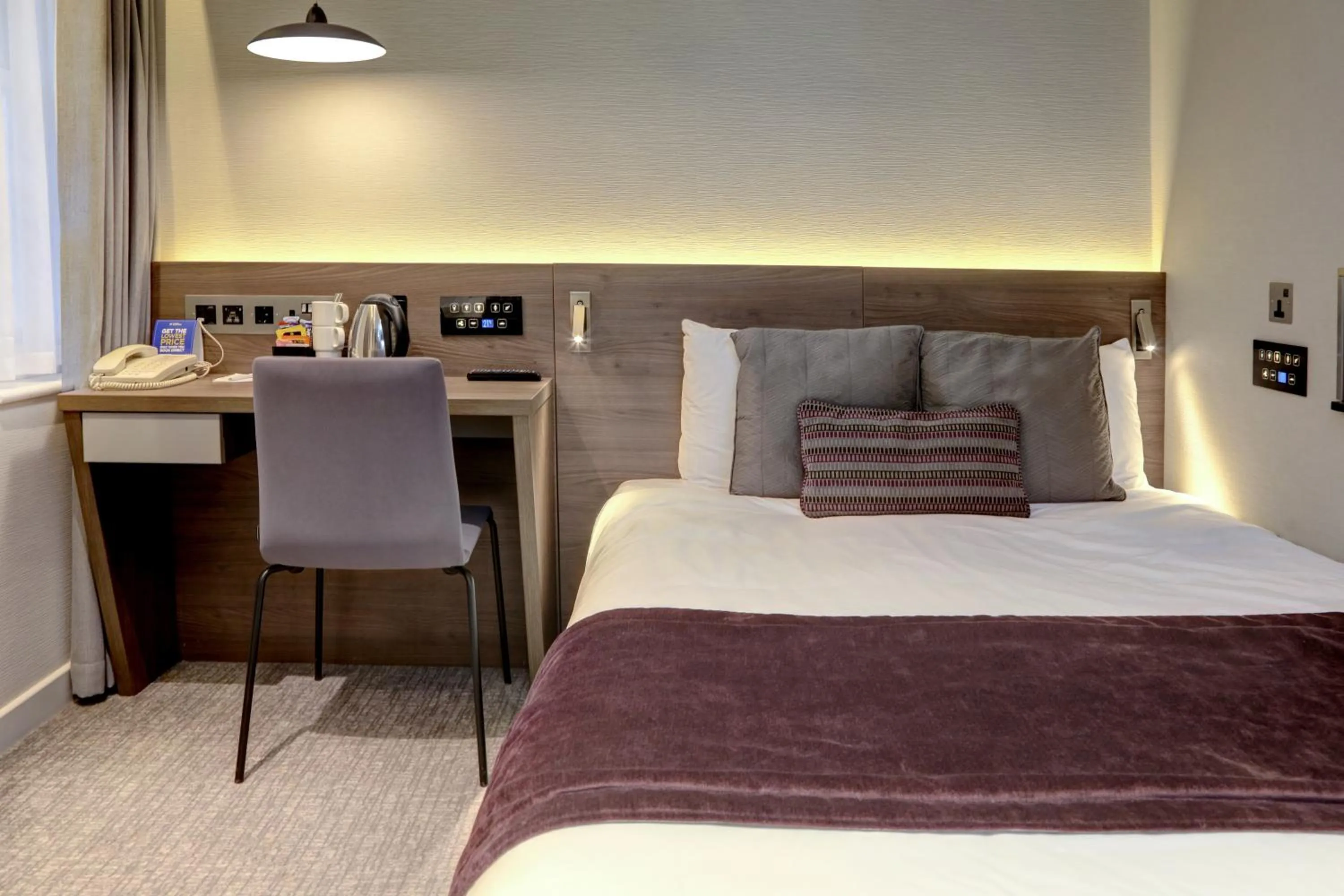 Bedroom, Bed in Best Western Plus Delmere Hotel