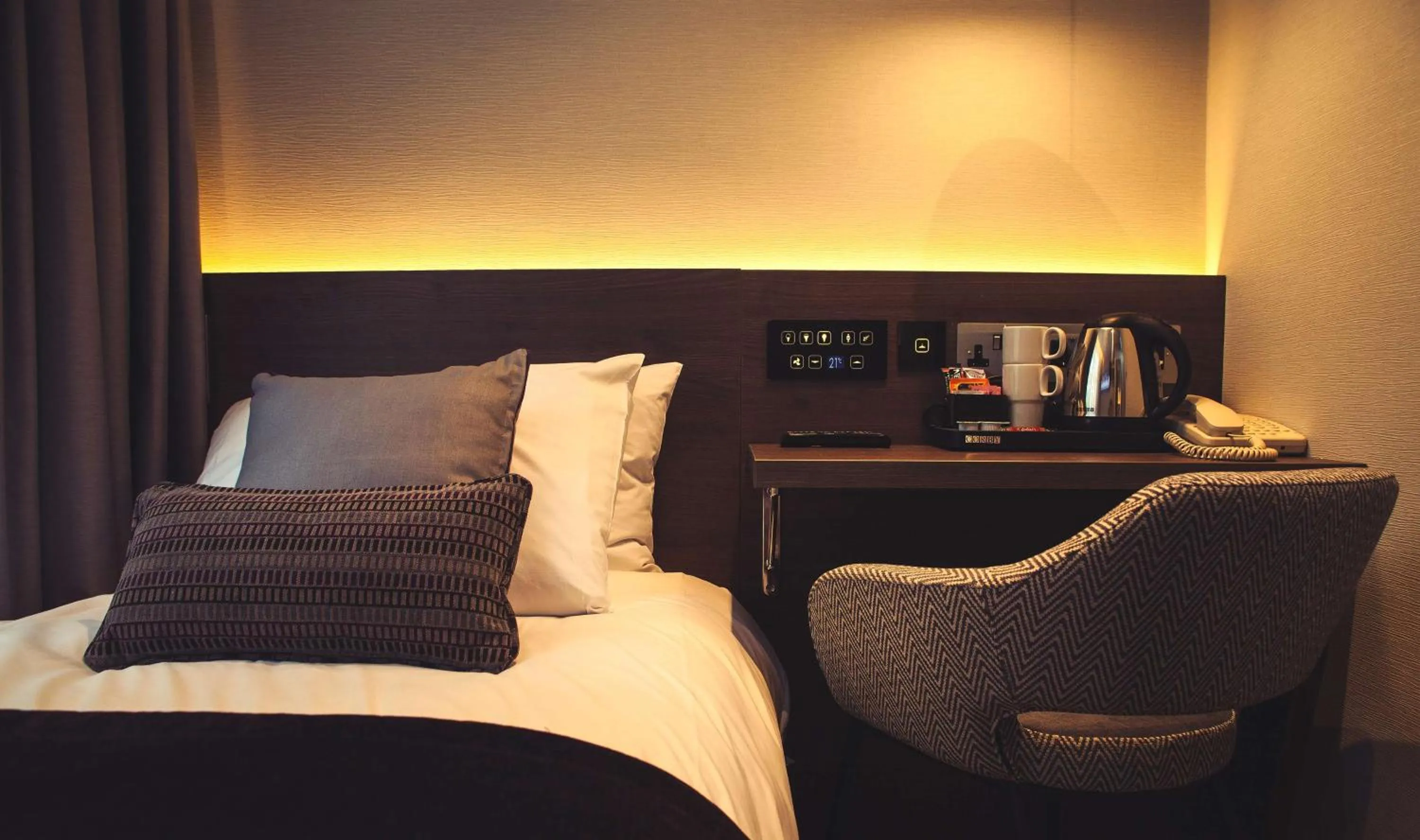 Photo of the whole room, Bed in Best Western Plus Delmere Hotel