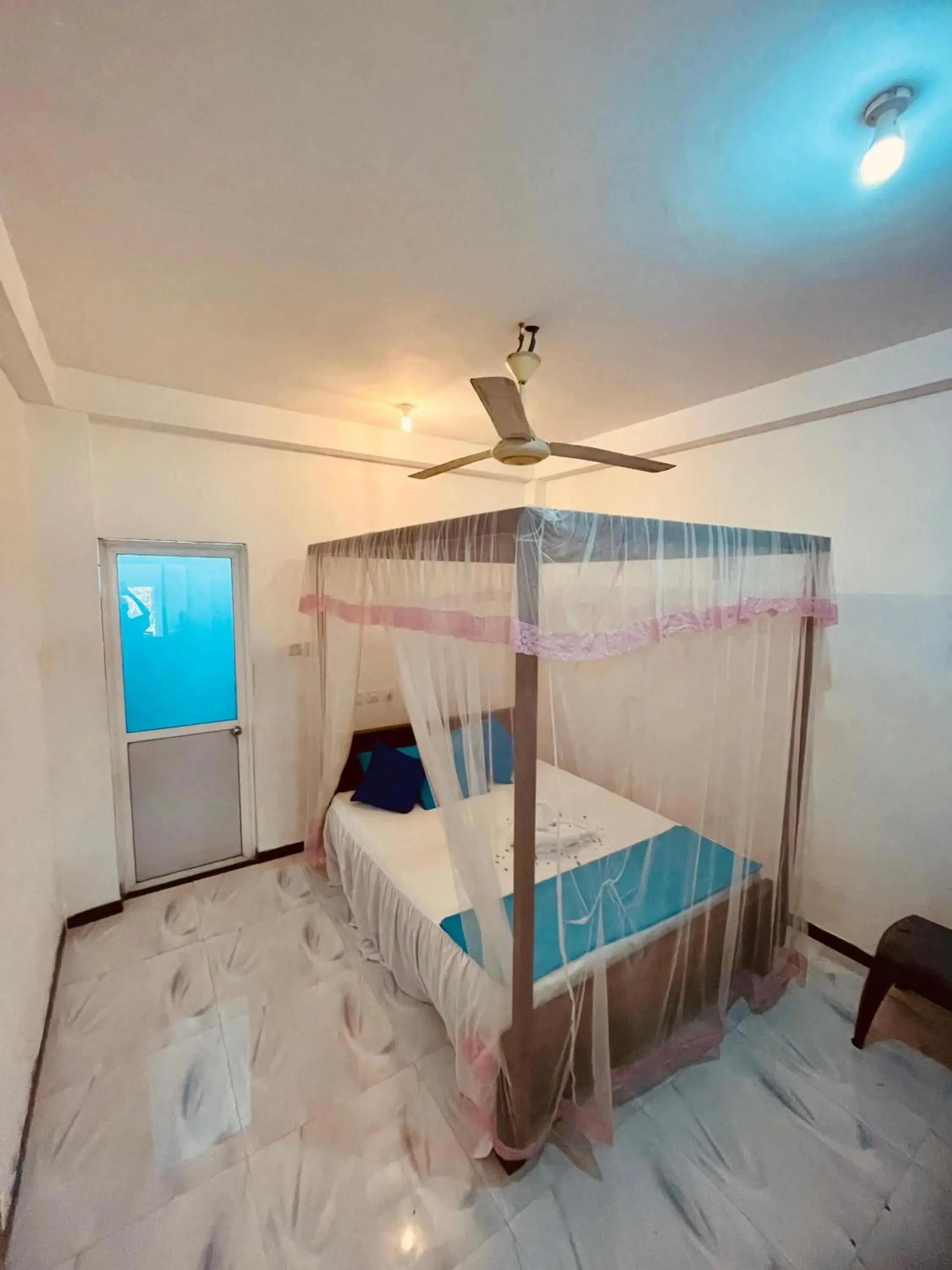 Standard Double Room with Fan in Moon Light Guest Standard Double Room with Fan in Moon Light Guest