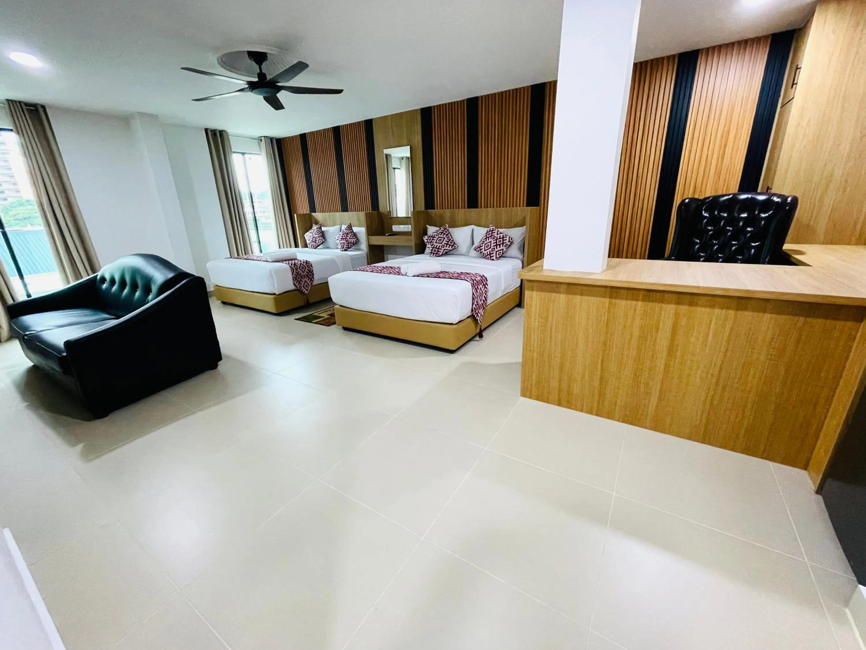 Bed in Cozy Hotel@ KL Sentral