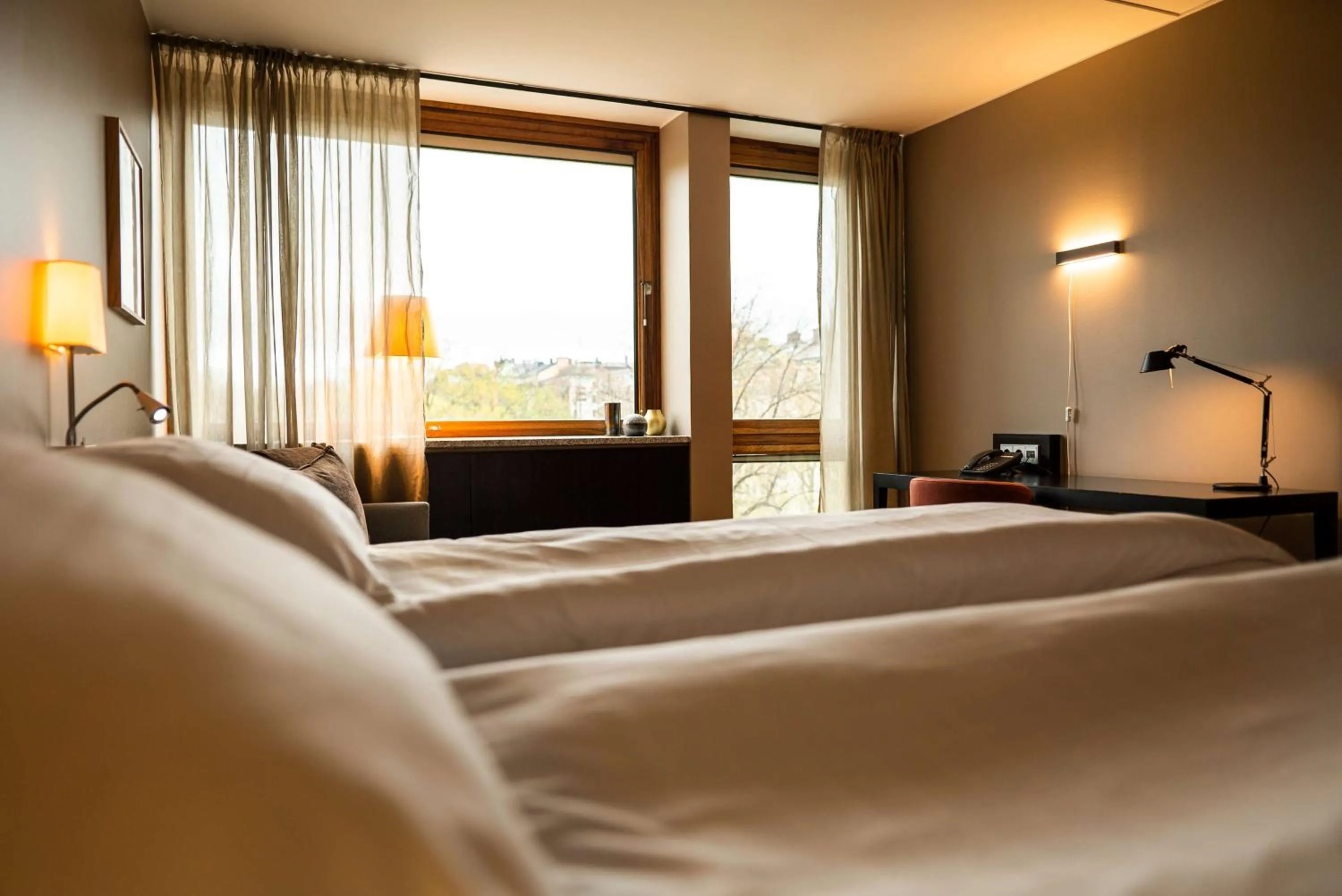 Bedroom, Bed in Scandic Anglais