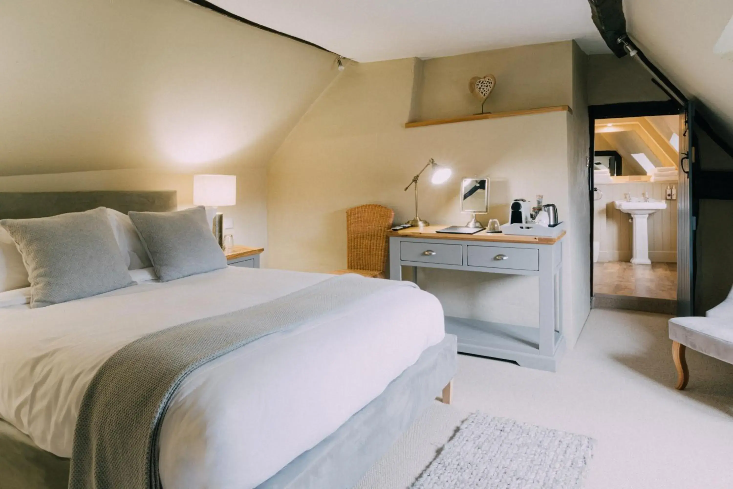 The Pointer The Pointer