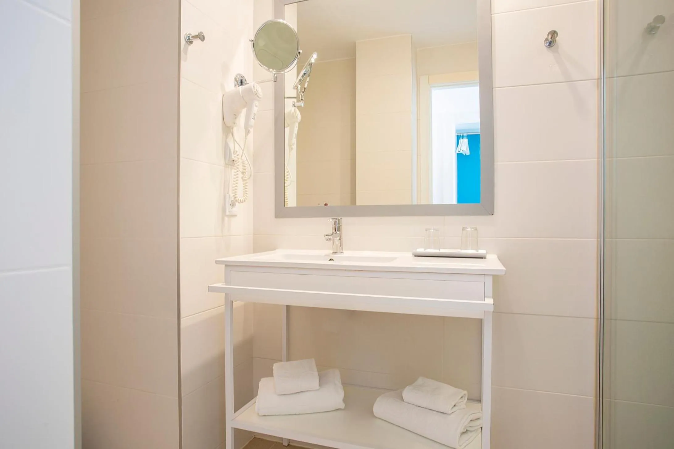 Bathroom in BQ Carmen Playa- Adults Only