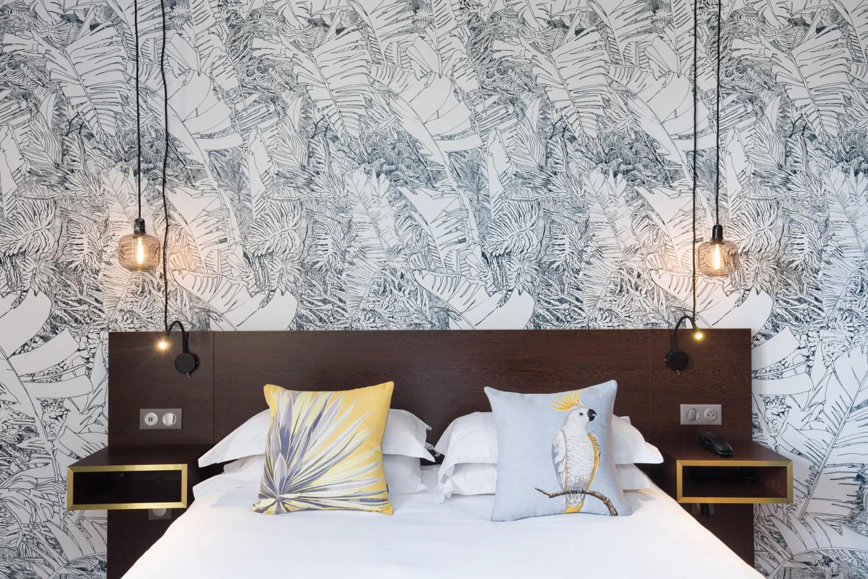 Bedroom, Bed in Hôtel Birdy by Happyculture