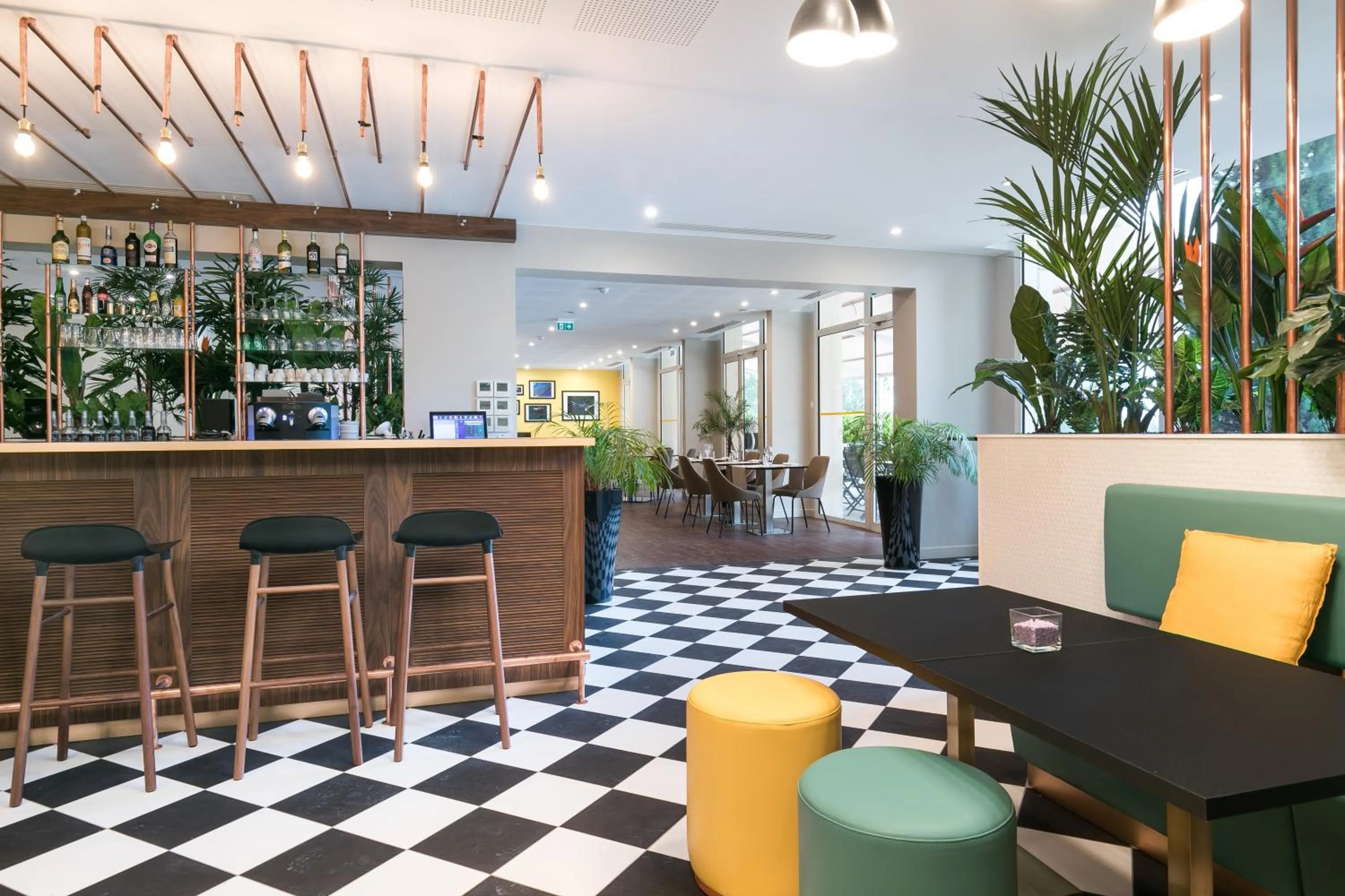 Lobby or reception in Hôtel Birdy by Happyculture