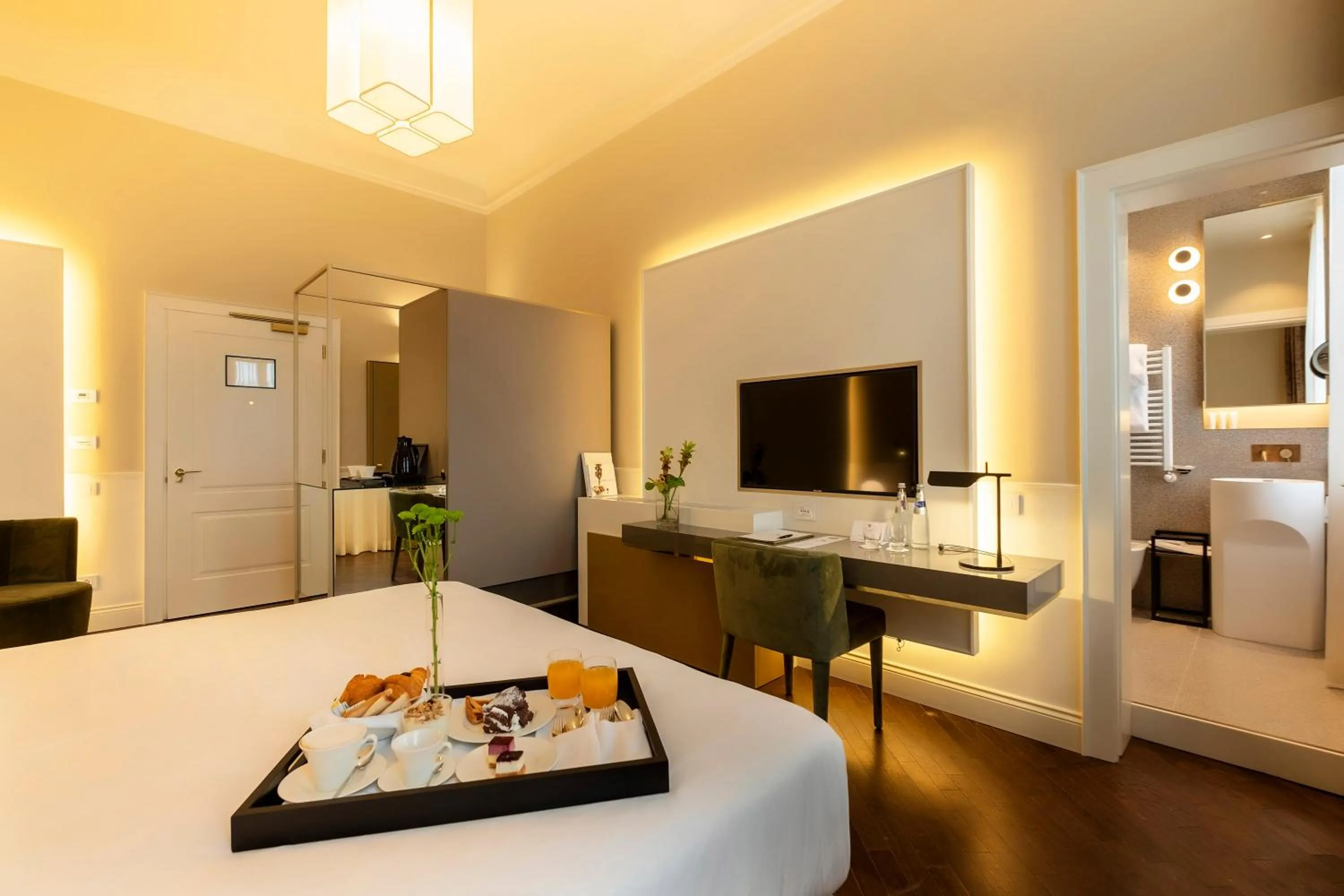 TV and multimedia, Bed in Hotel Villa Soligo - Small Luxury Hotels of the World