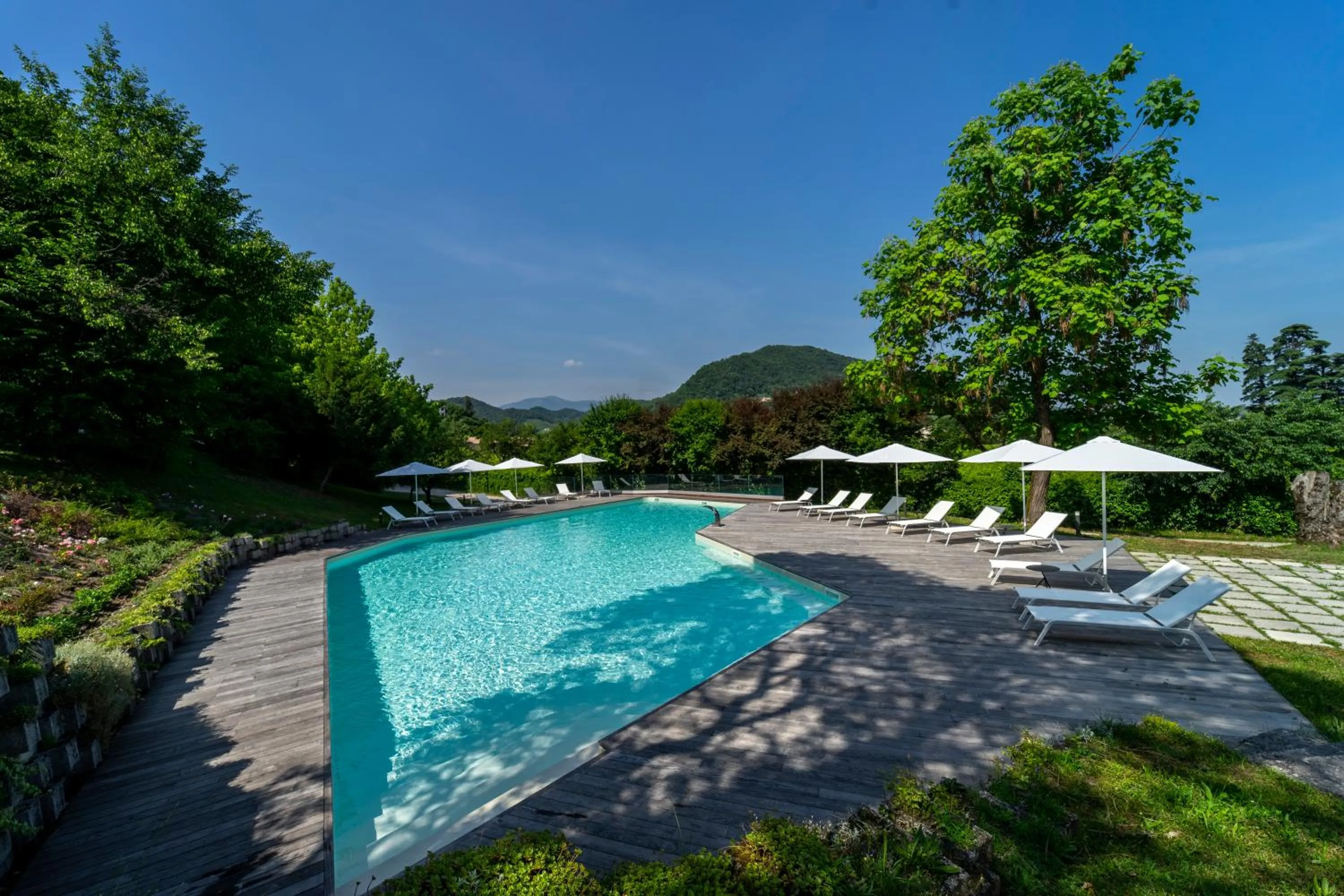 Swimming pool in Hotel Villa Soligo - Small Luxury Hotels of the World