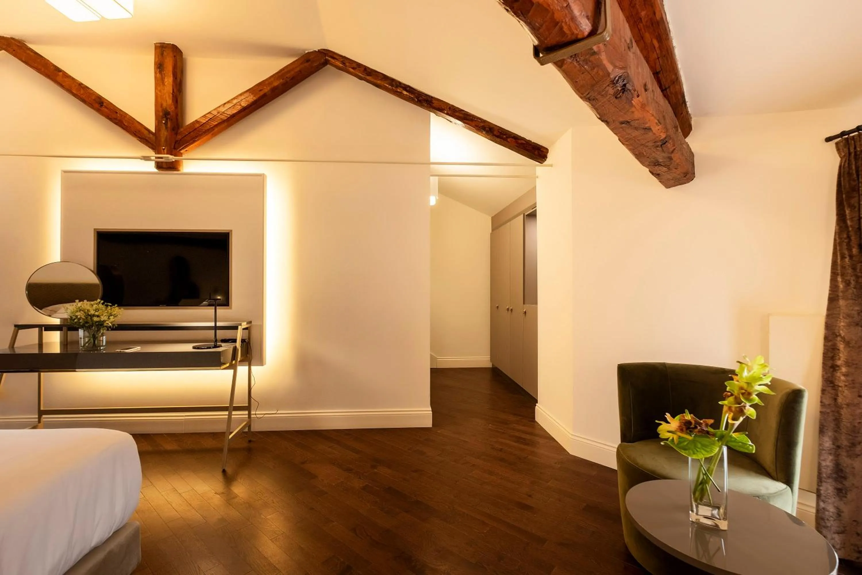 TV and multimedia, Bed in Hotel Villa Soligo - Small Luxury Hotels of the World