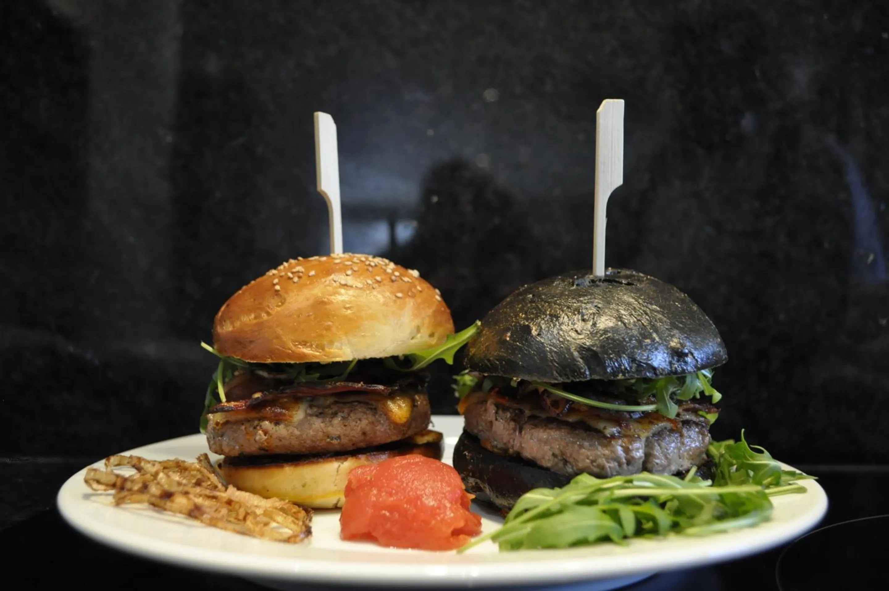 Dining area in Chalet la Cachette Cyclists & Skiers