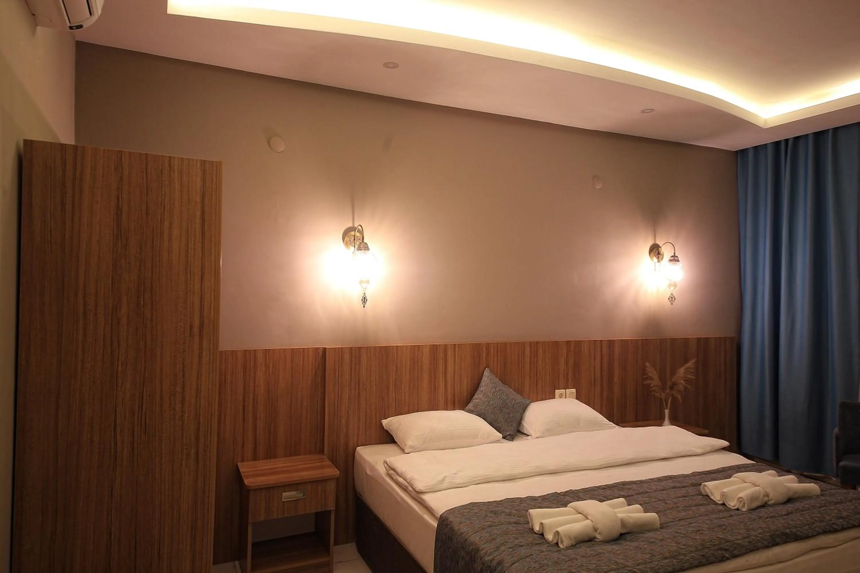 Photo of the whole room, Bed in Fatsa Safi̇r Otel