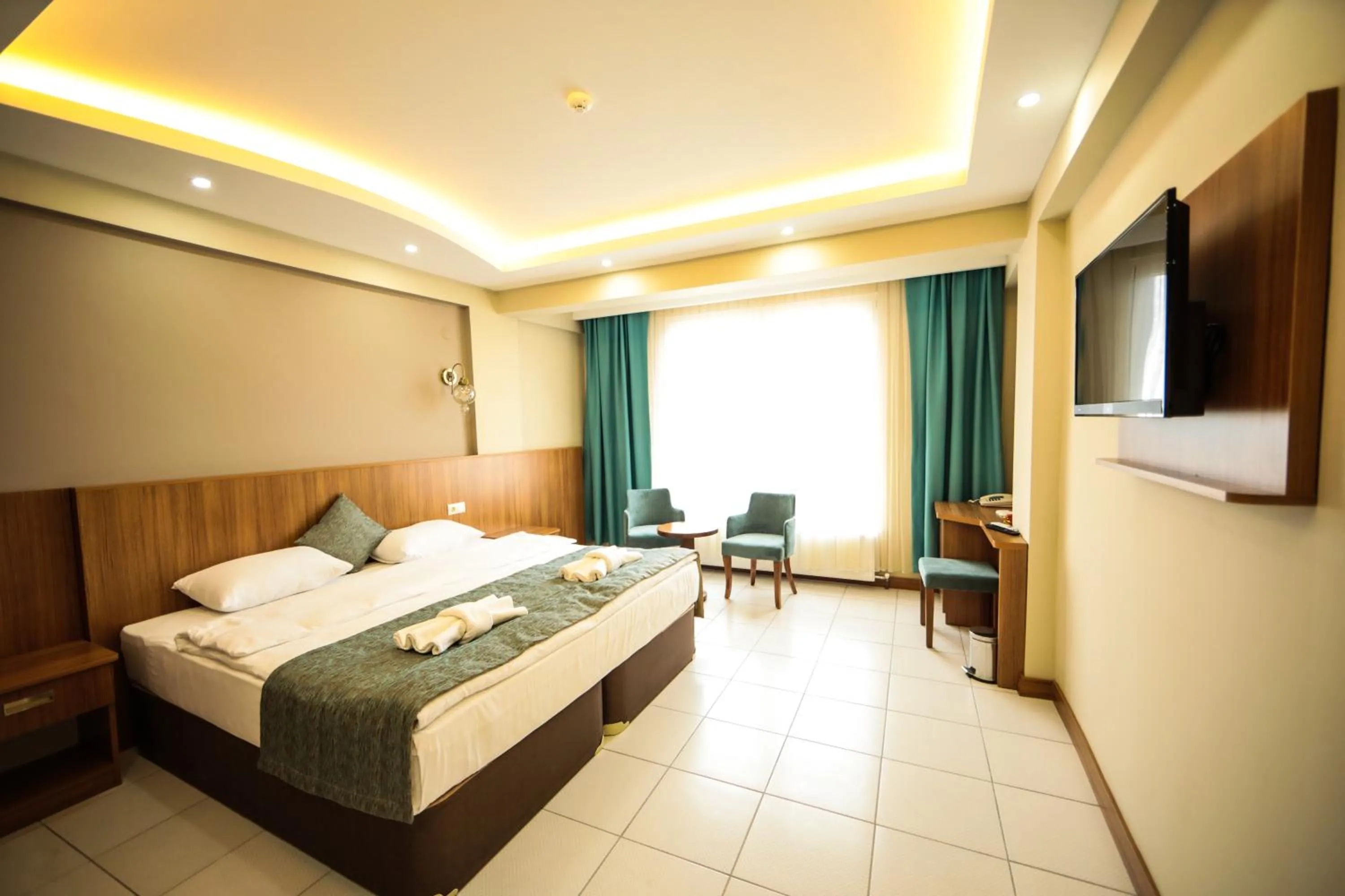 Photo of the whole room, Bed in Fatsa Safi̇r Otel