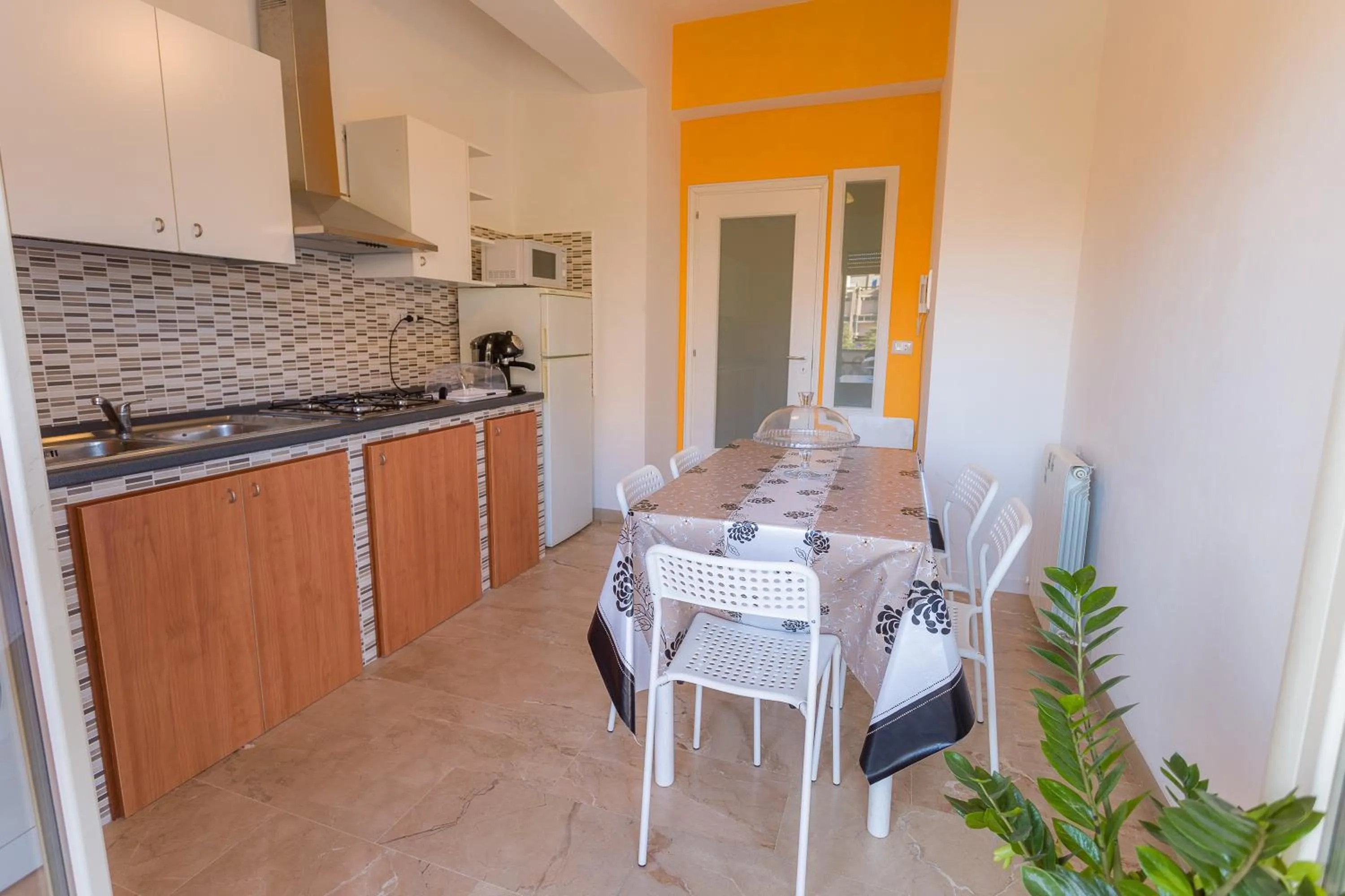 Staff in B&B Antares