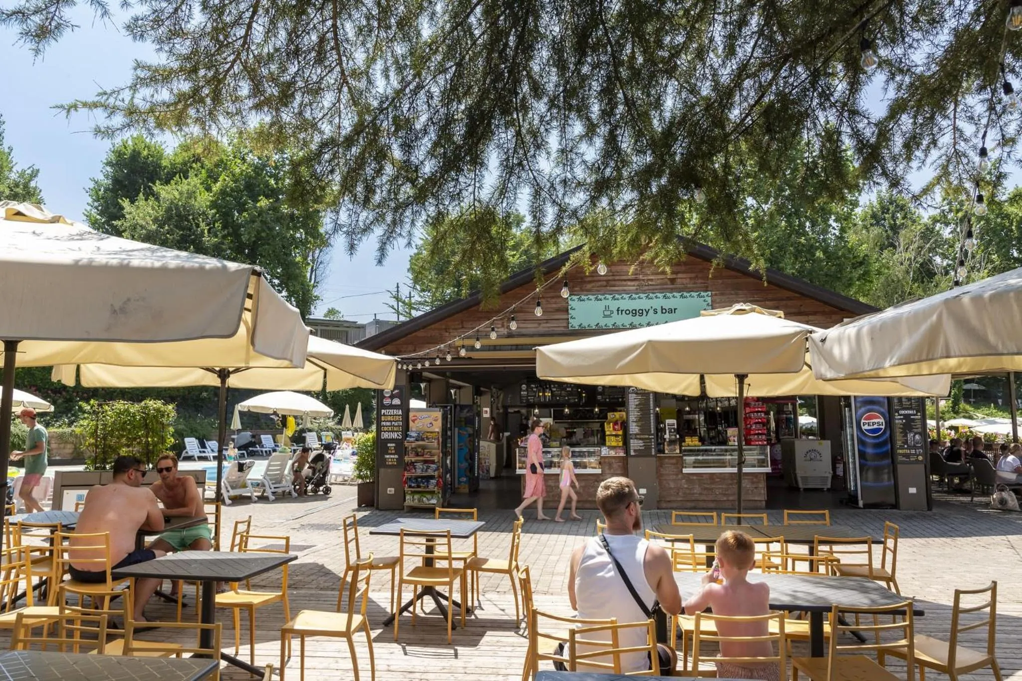 Restaurant/places to eat in Hotel La Diga Altomincio