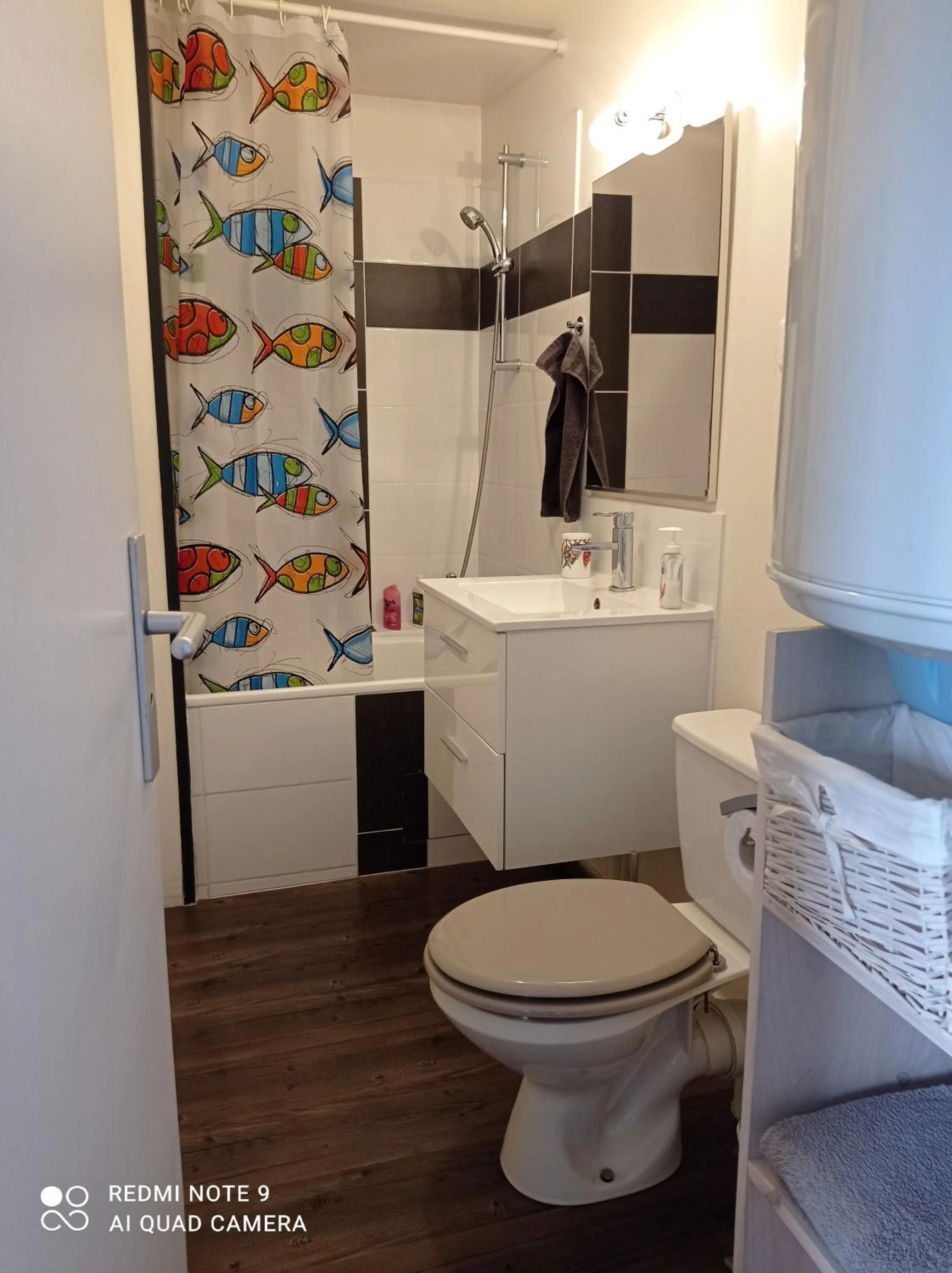 Bathroom in Appartements Les remparts d'Alienor
