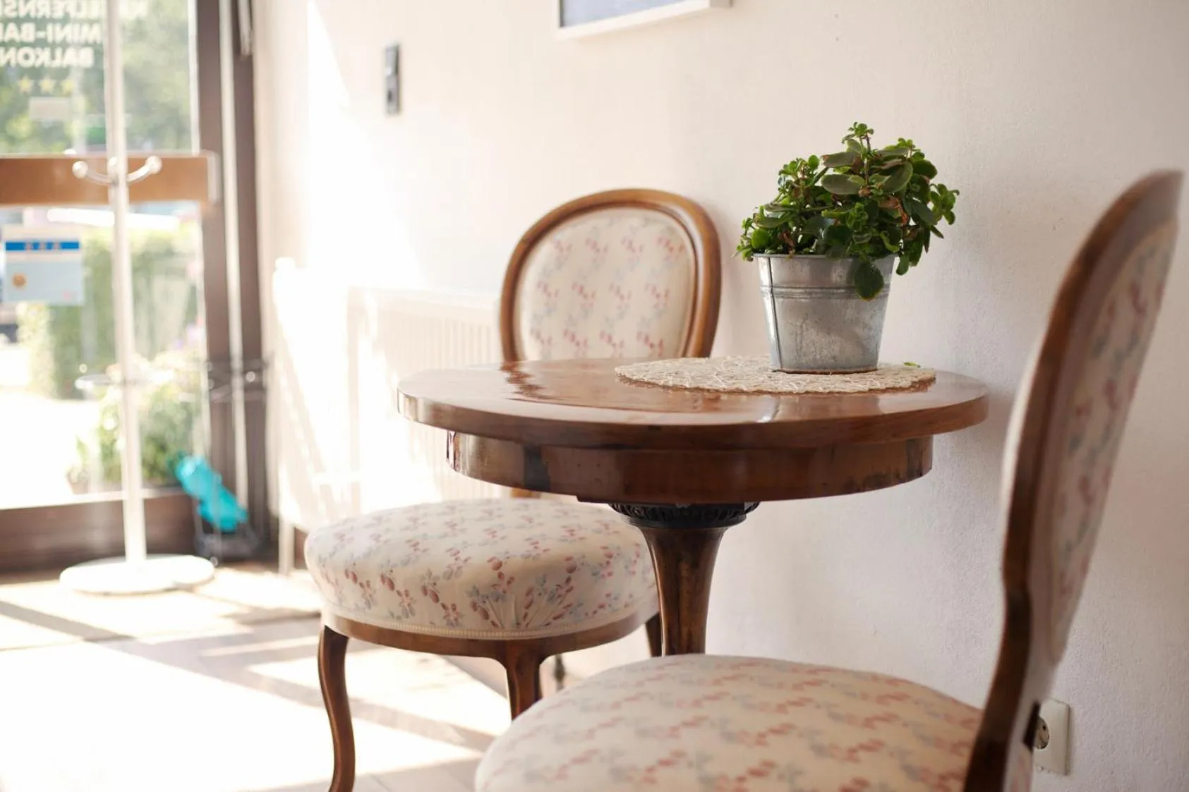 Seating area in Gasthof Kummer