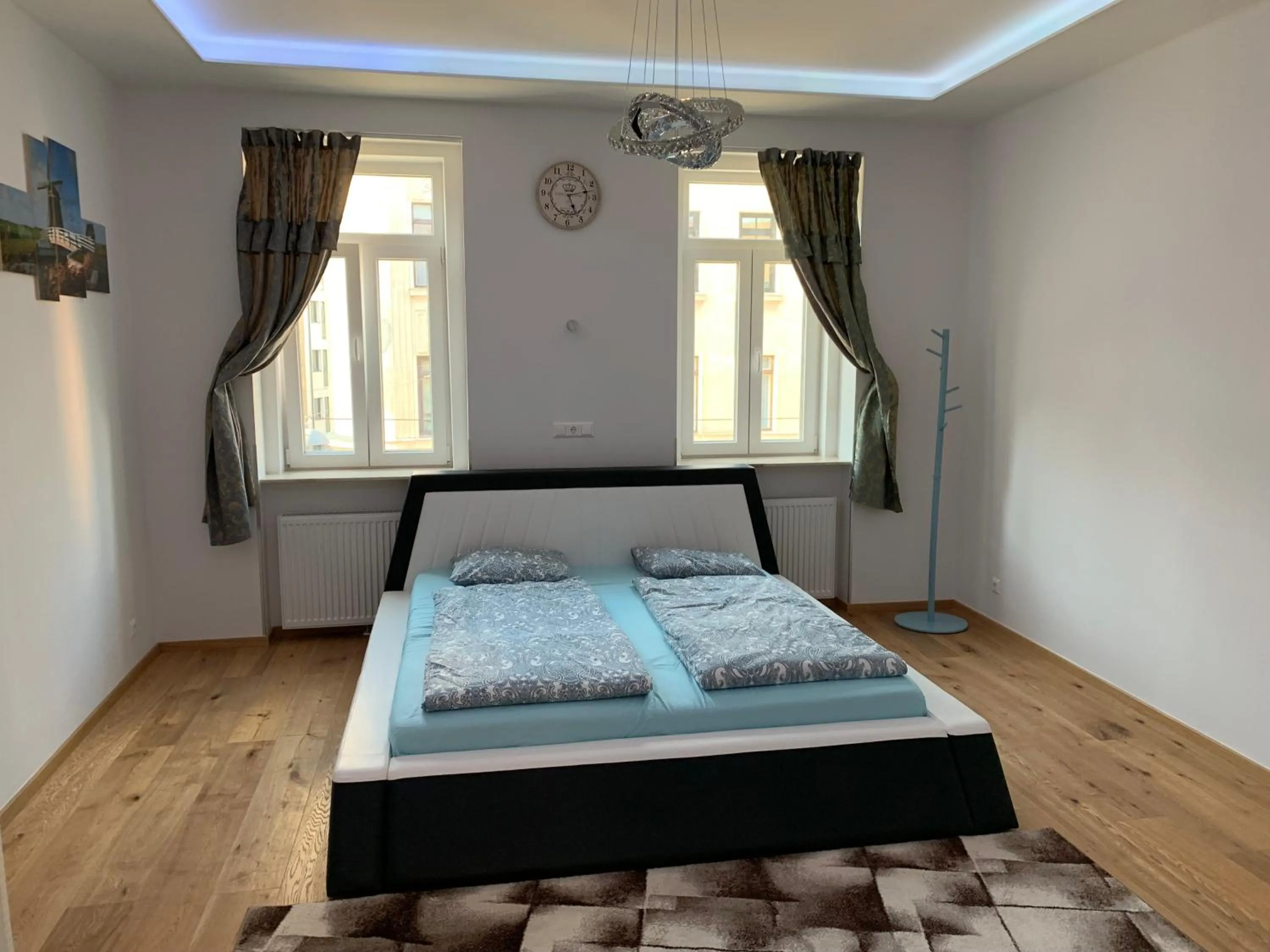 Colony Apartment Salon in Colony Apartments