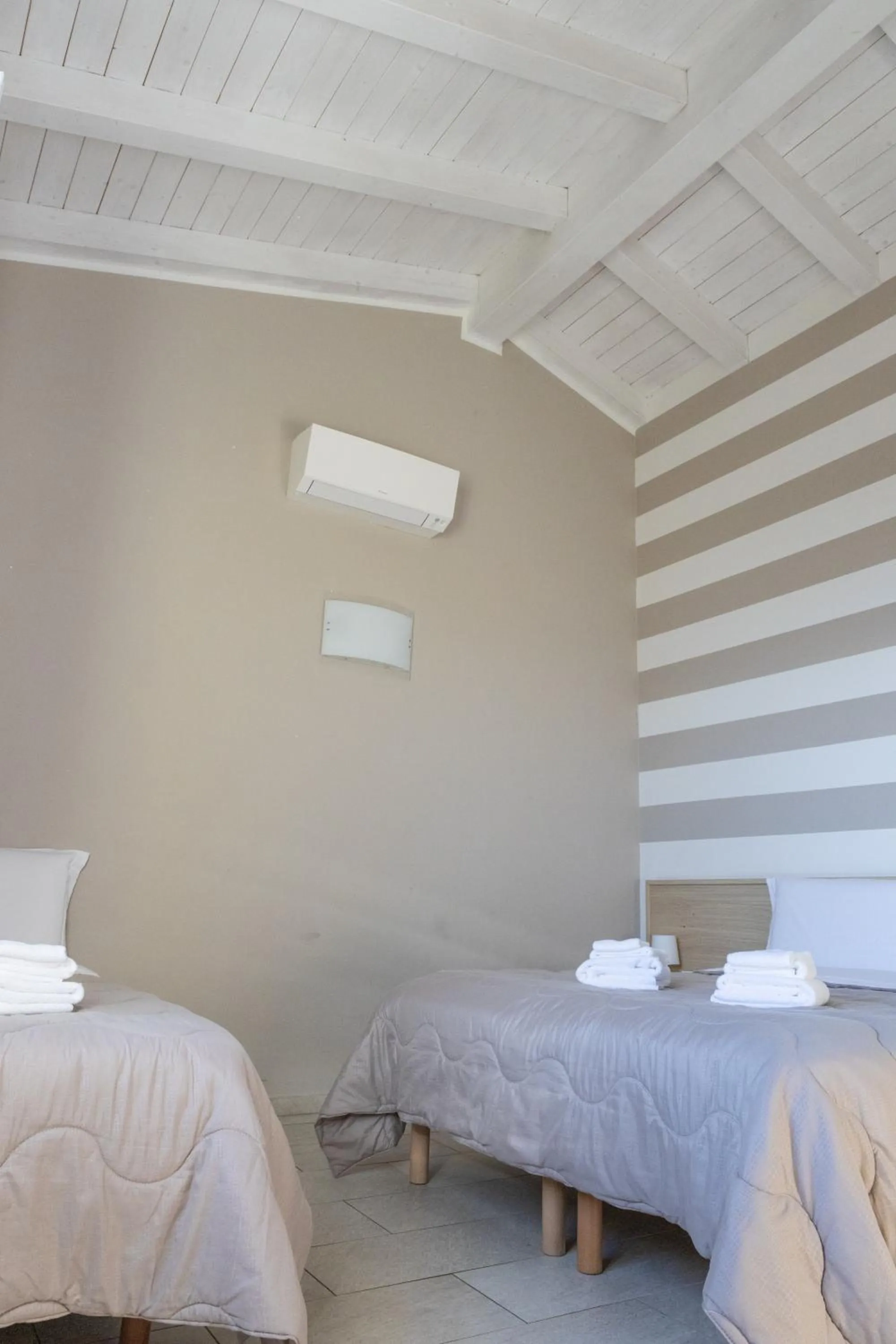 Bed in Agriturismo La Pietra 1 e La Pietra 2