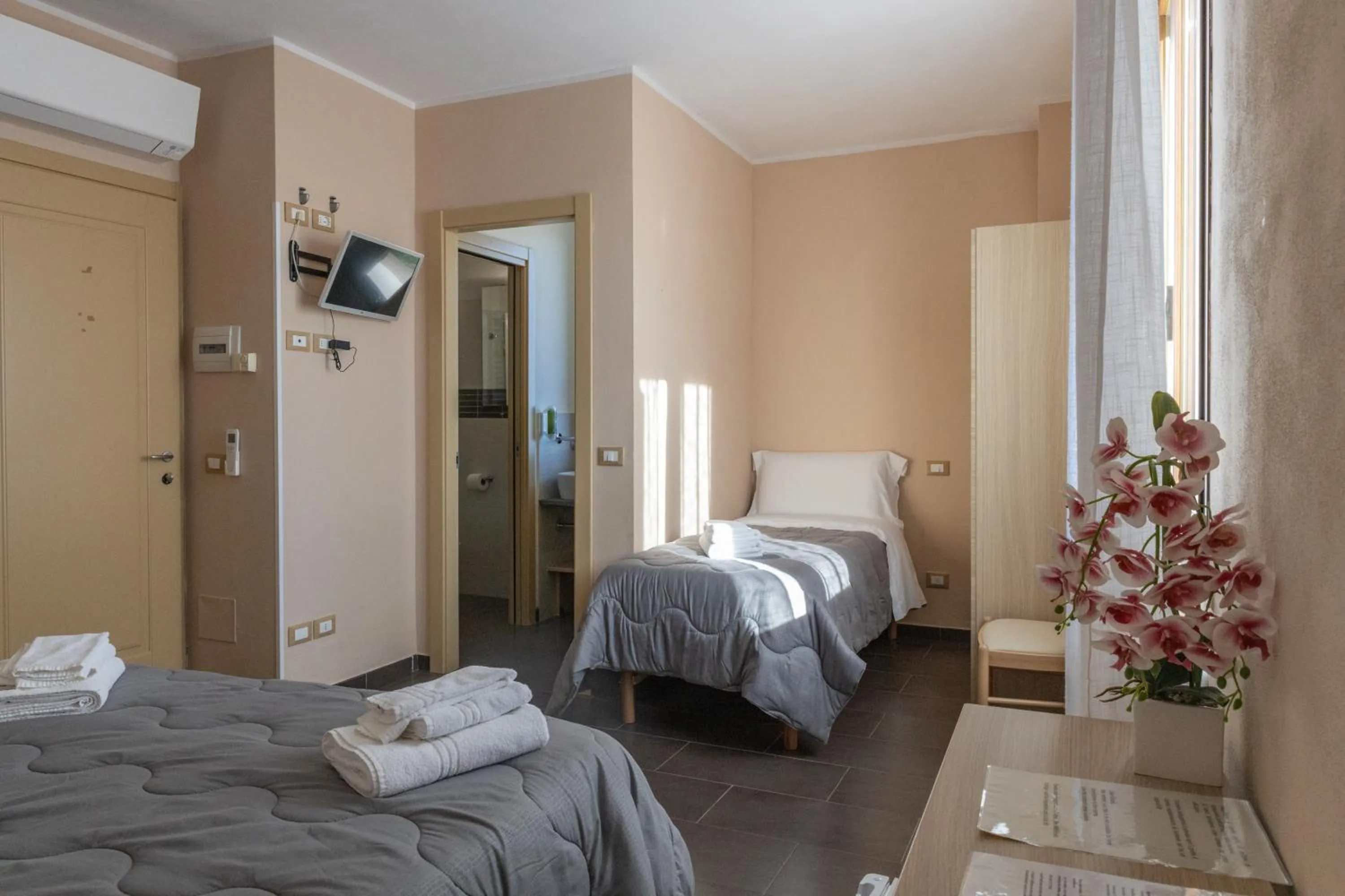 Bed in Agriturismo La Pietra 1 e La Pietra 2