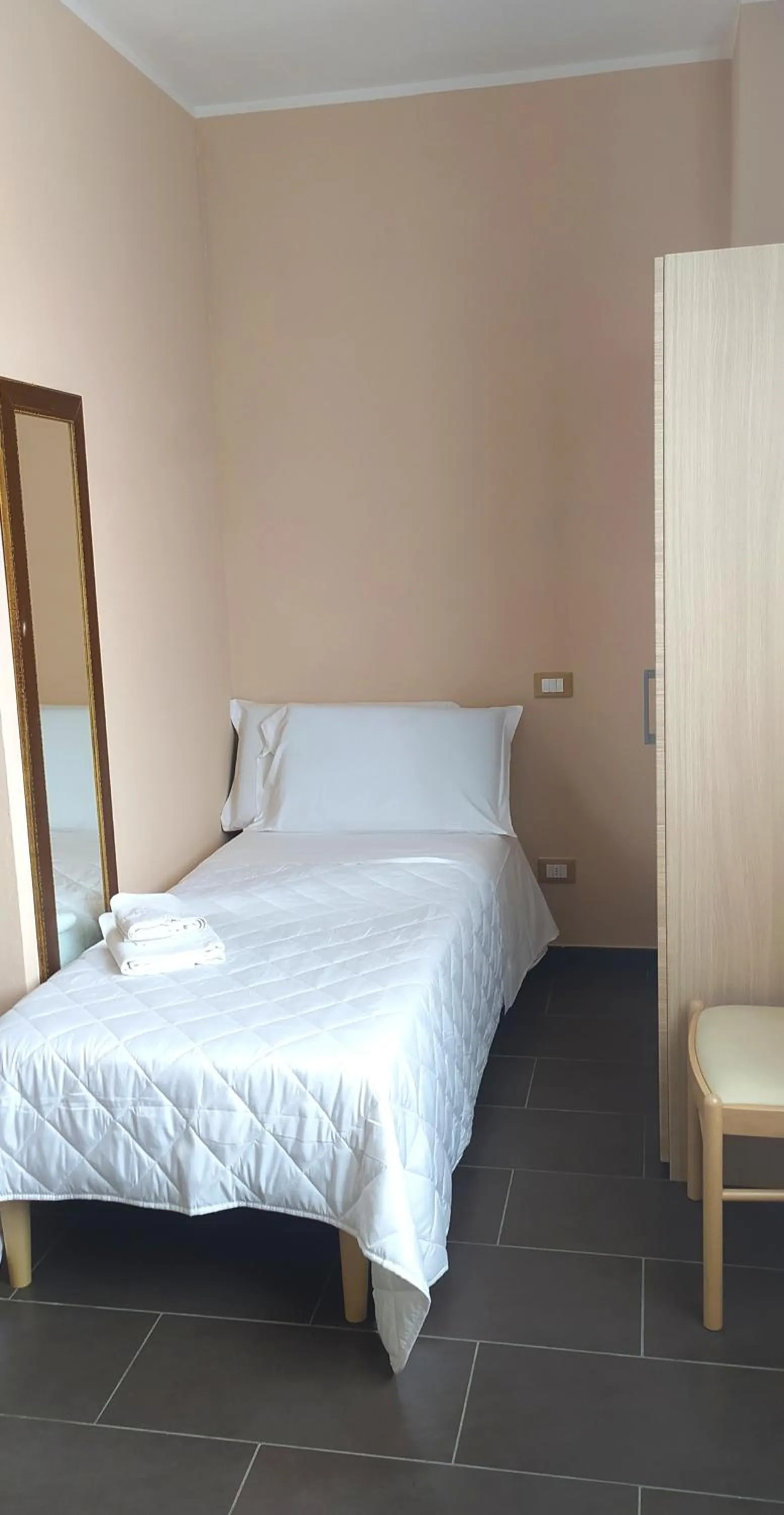 Bed in Agriturismo La Pietra 1 e La Pietra 2