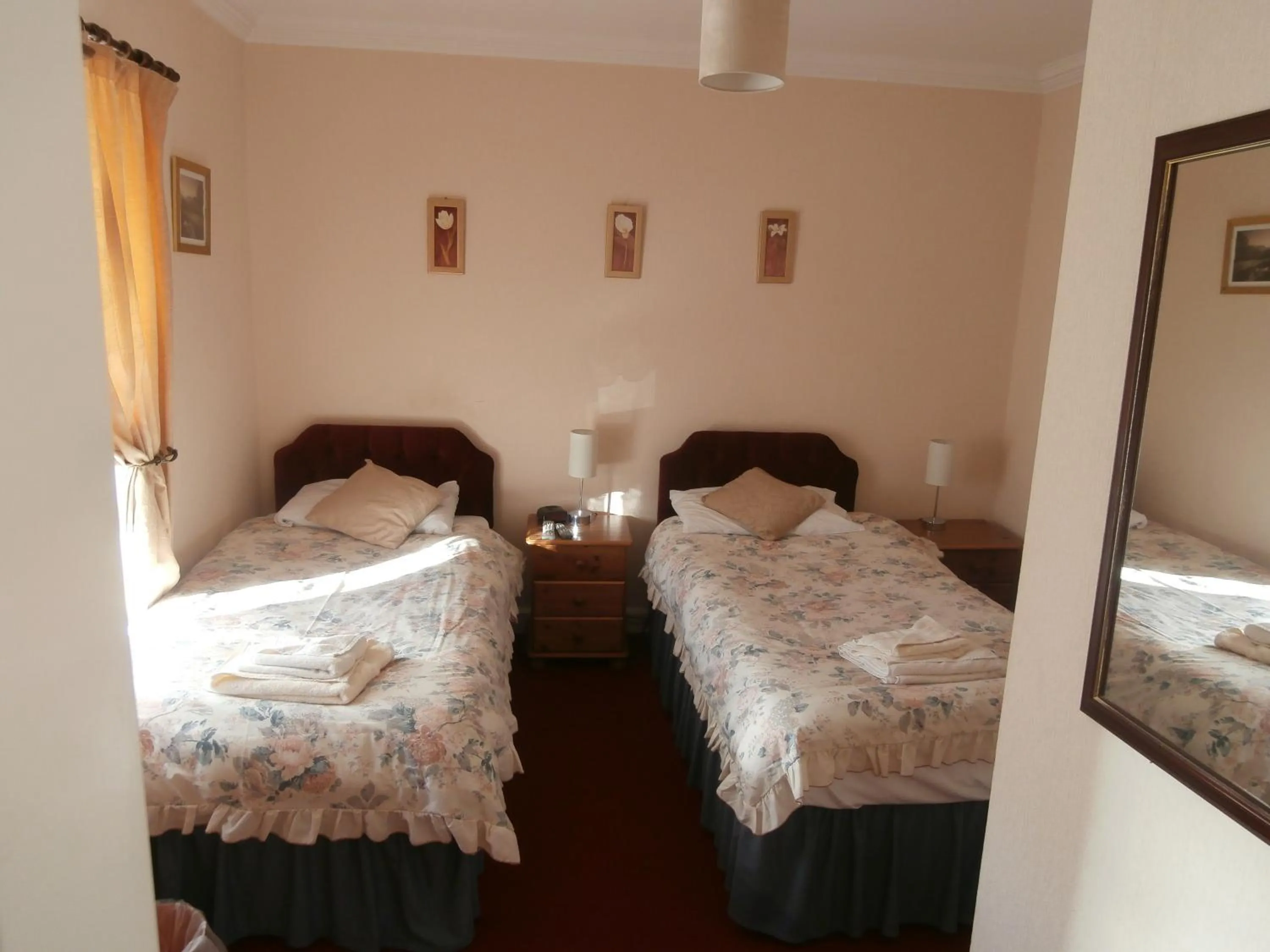 Other, Bed in Monorene Guest House