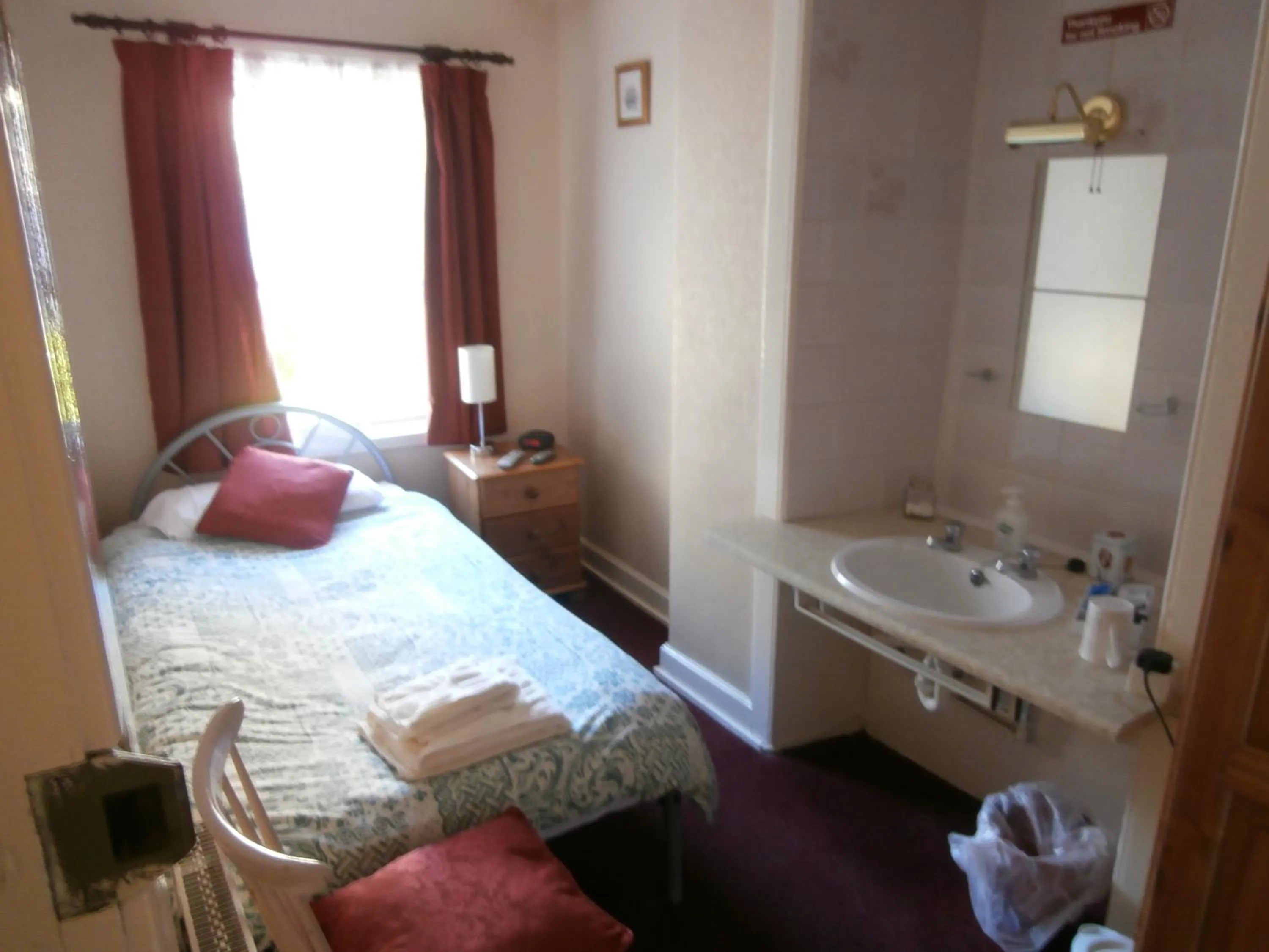 Other, Bed in Monorene Guest House