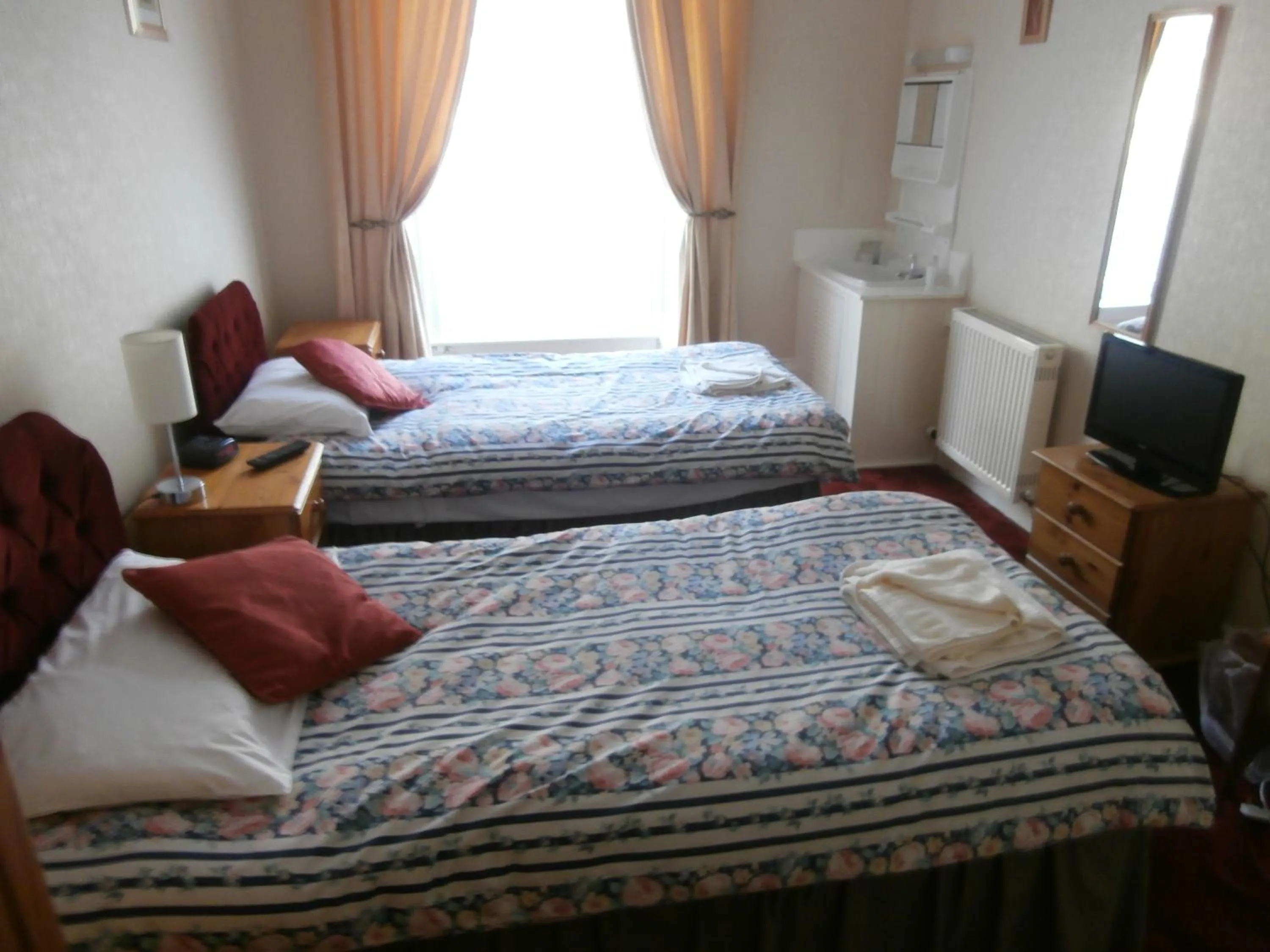 Other, Bed in Monorene Guest House