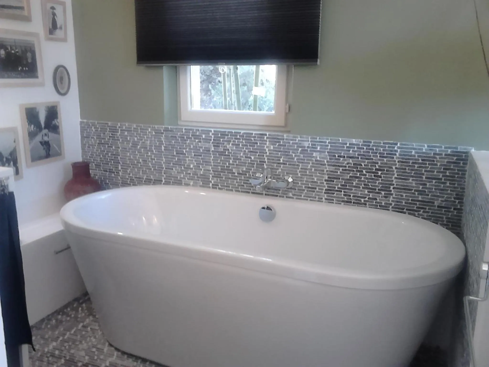 Bathroom in La Maison de Charlie