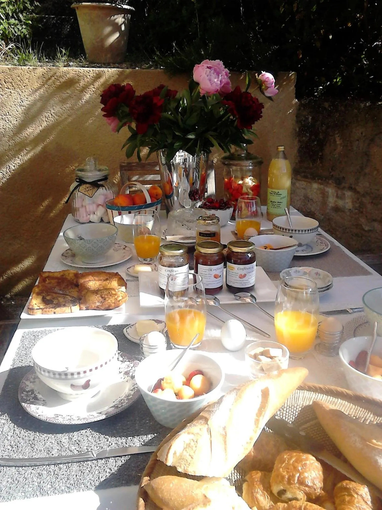 Continental breakfast in La Maison de Charlie