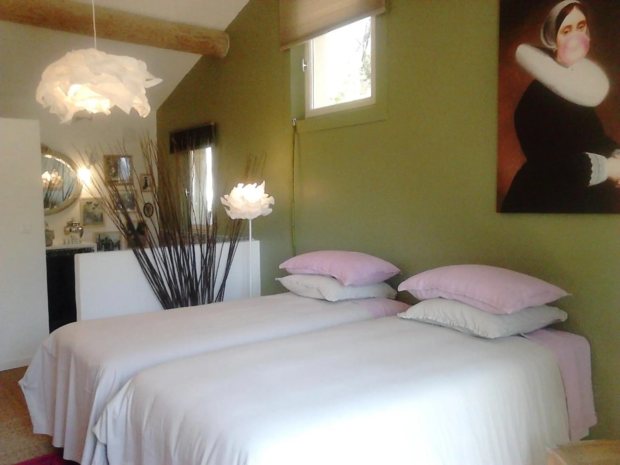 Bedroom, Bed in La Maison de Charlie