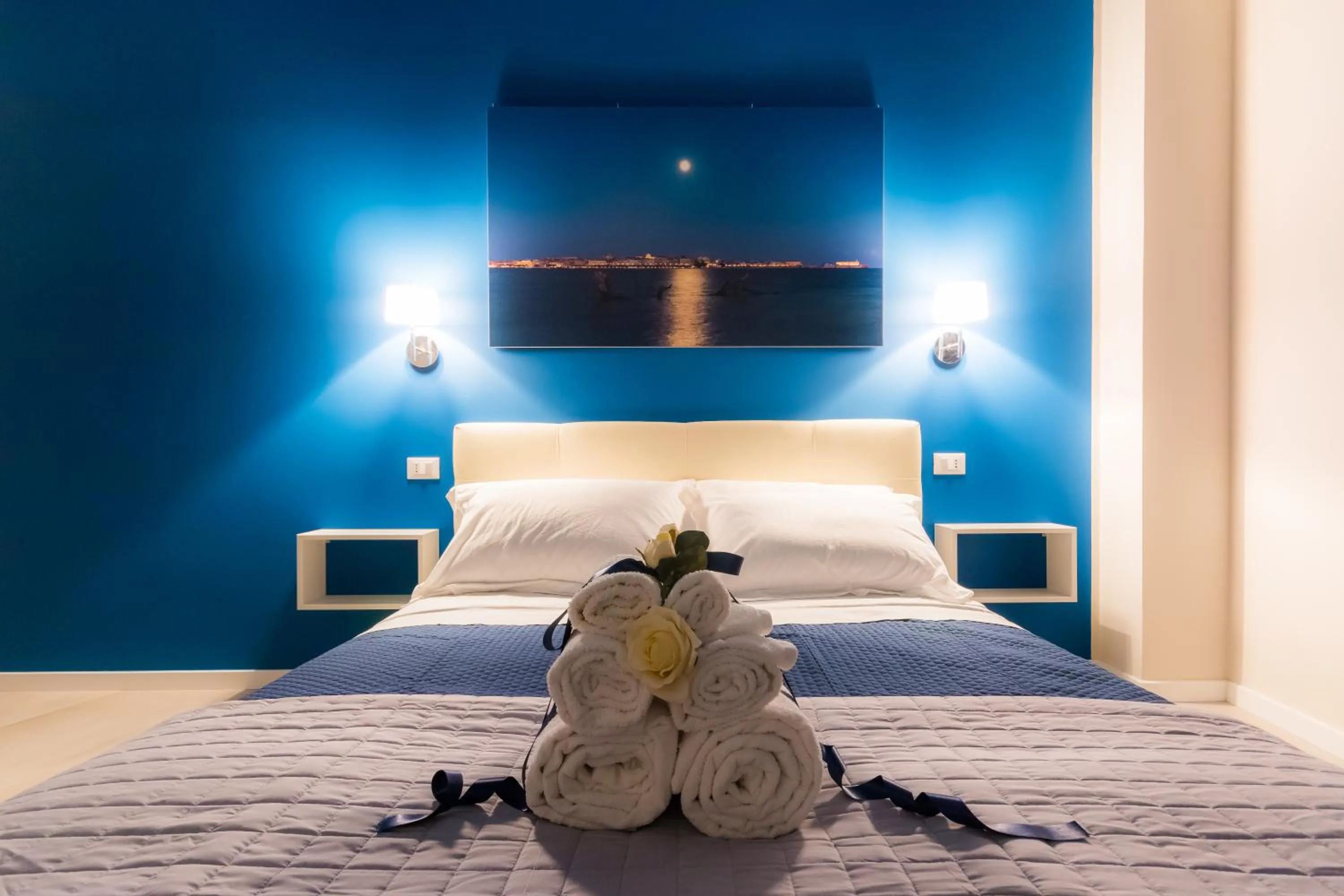 Photo of the whole room, Bed in PhotoGuest B&B