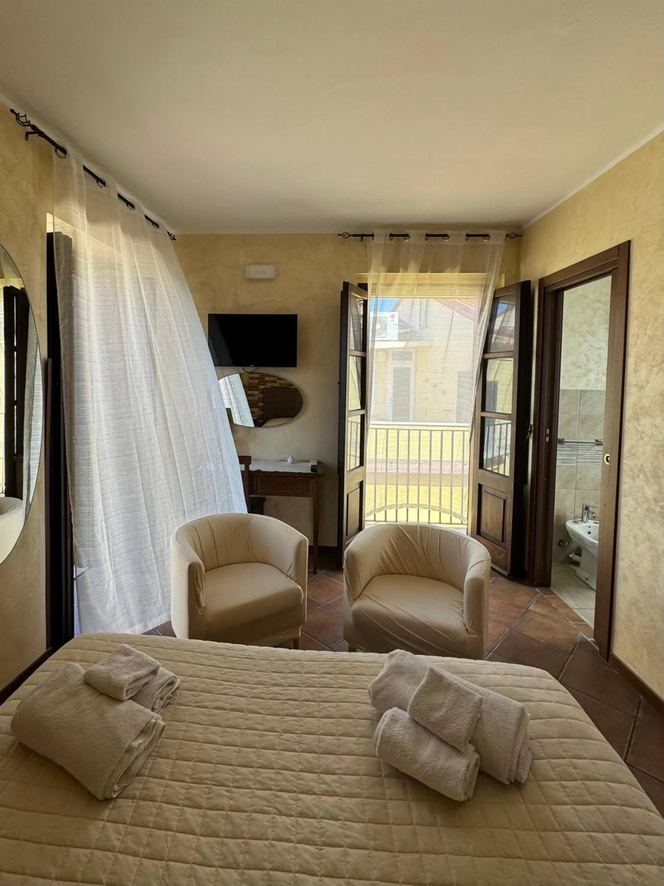 Balcony/Terrace, Bed in B&B Rivellini