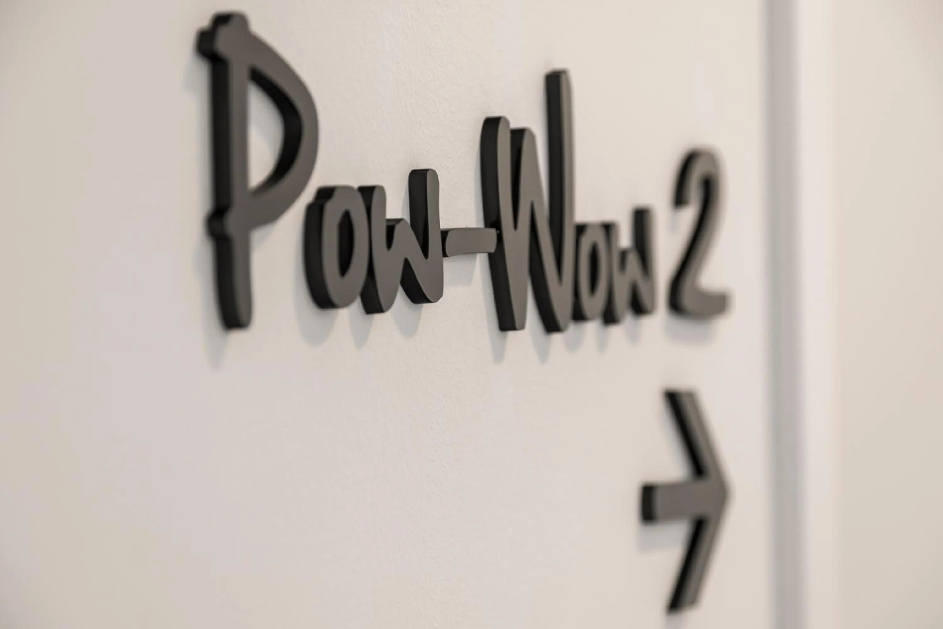 Logo/Certificate/Sign in Capri by Fraser Berlin