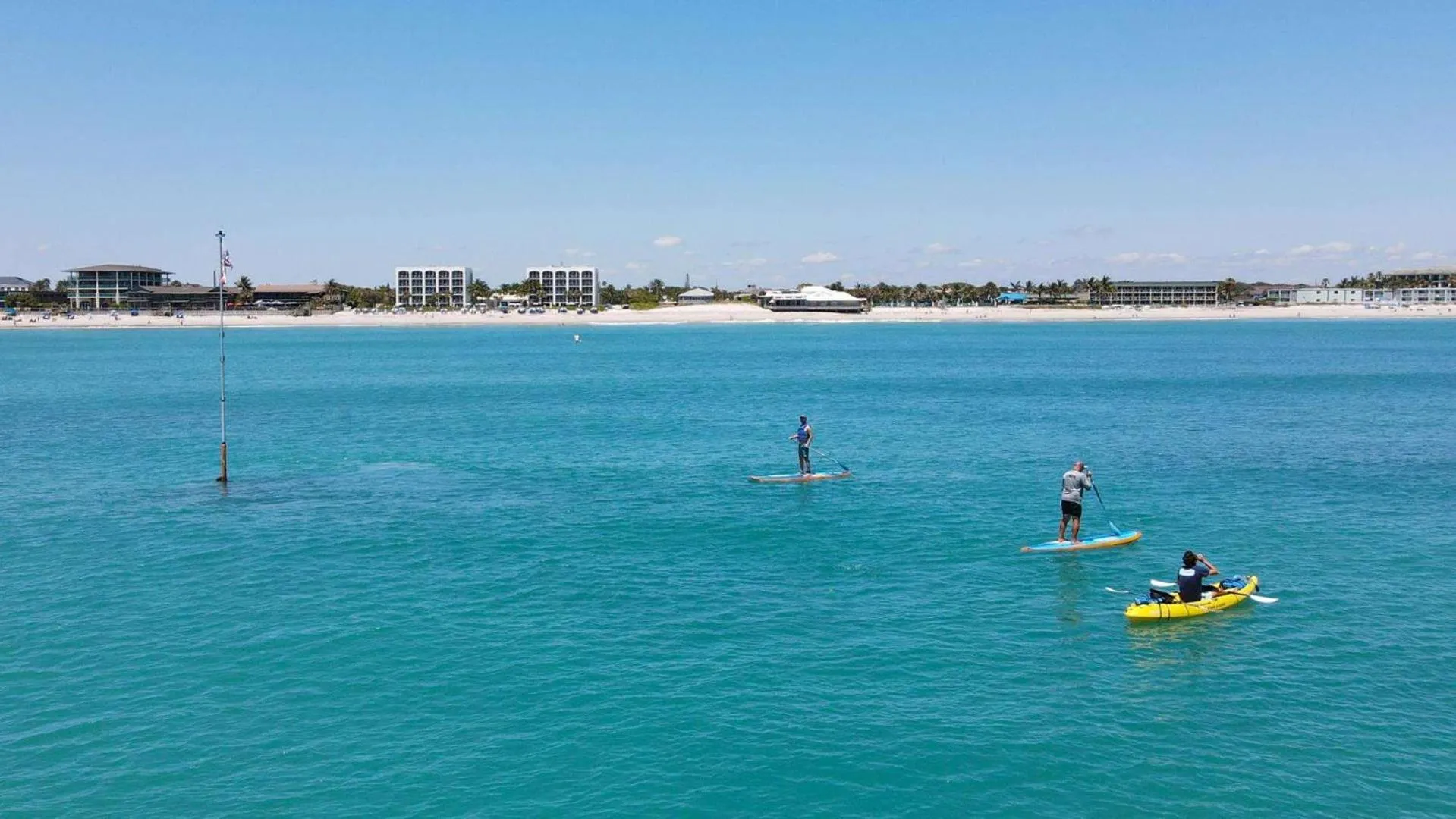 Property building in Costa d'Este Beach Resort & Spa