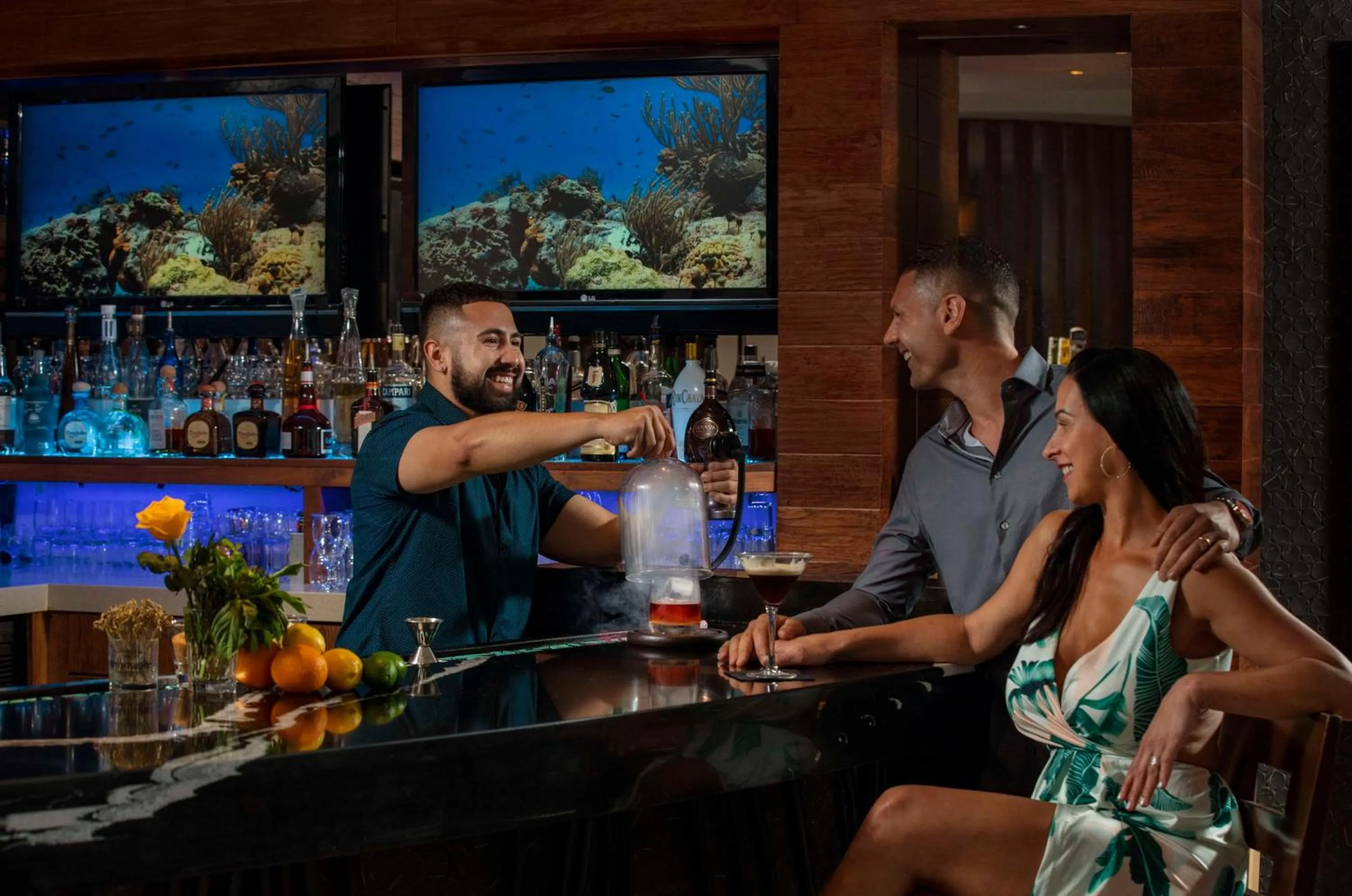 Lounge or bar in Costa d'Este Beach Resort & Spa