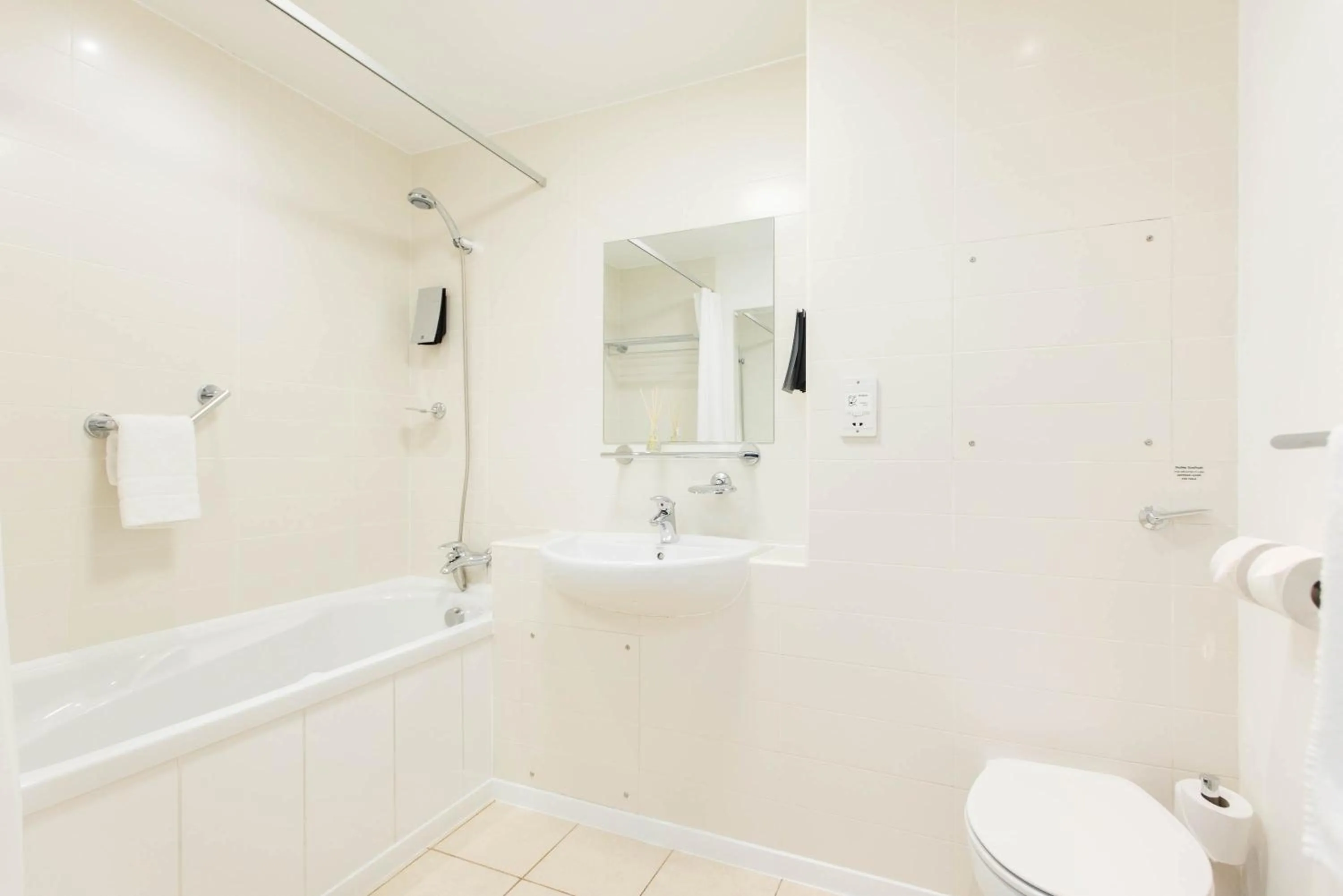 Bathroom in PREMIER SUITES Newcastle