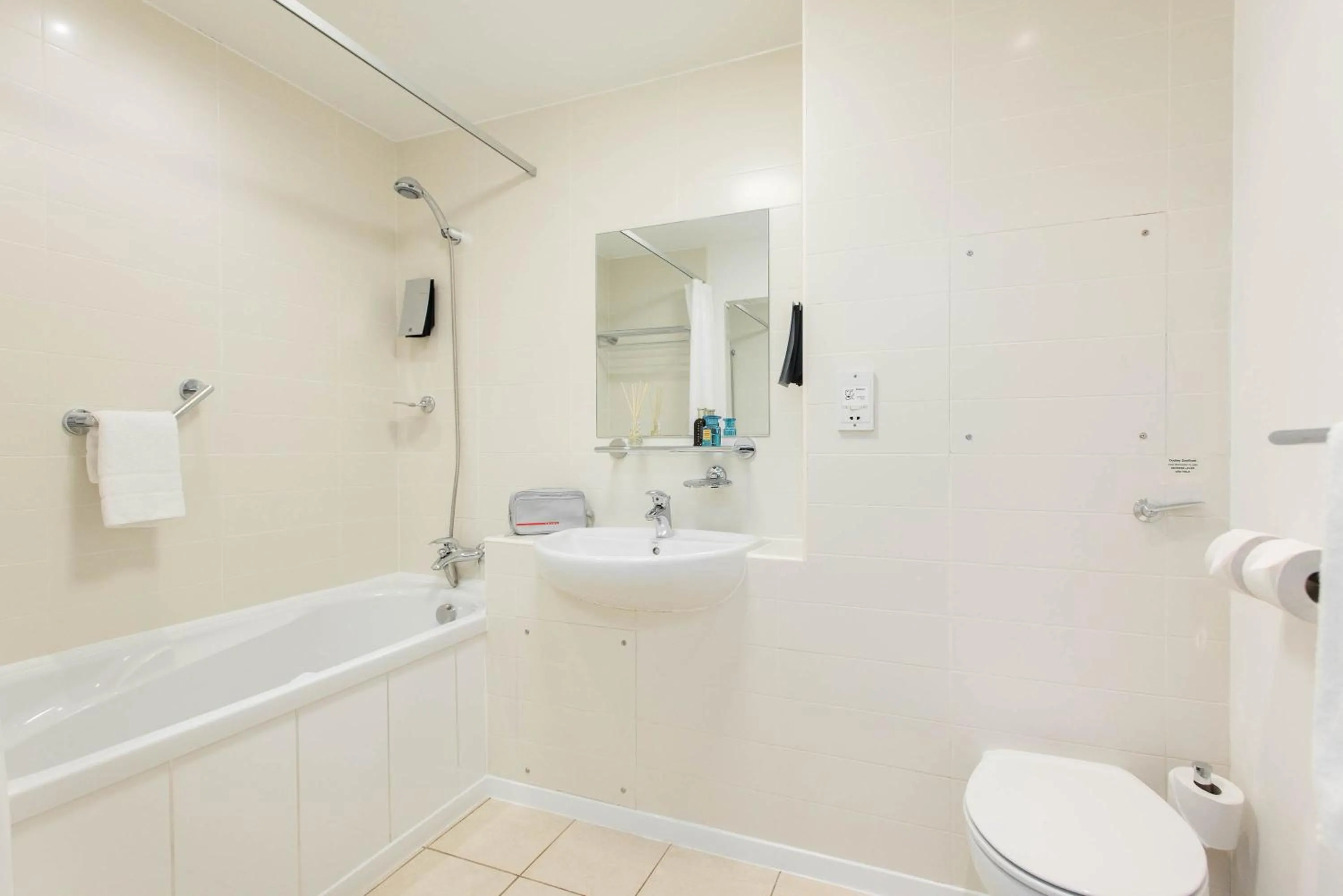 Bathroom in PREMIER SUITES Newcastle