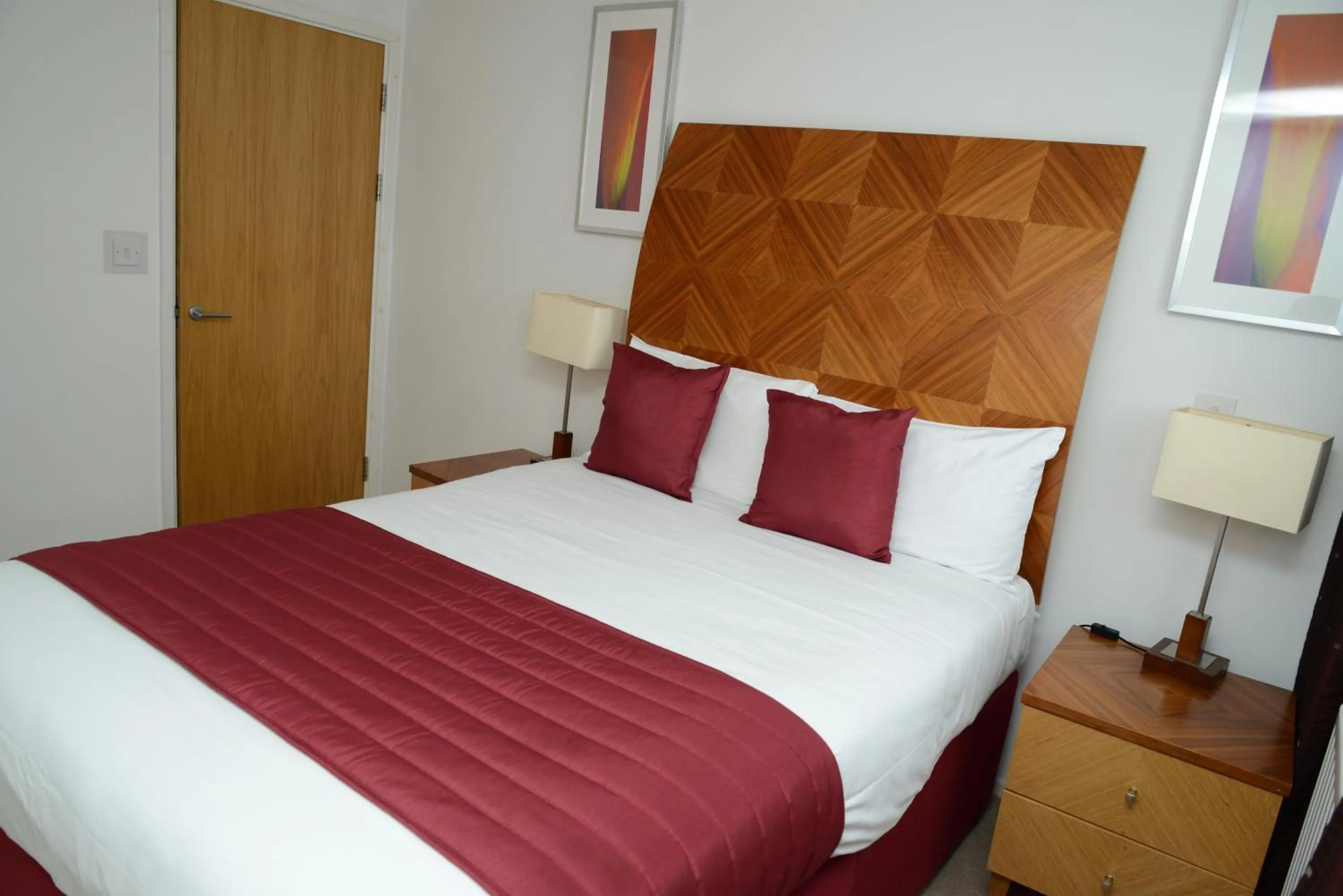 Bedroom, Bed in PREMIER SUITES Newcastle