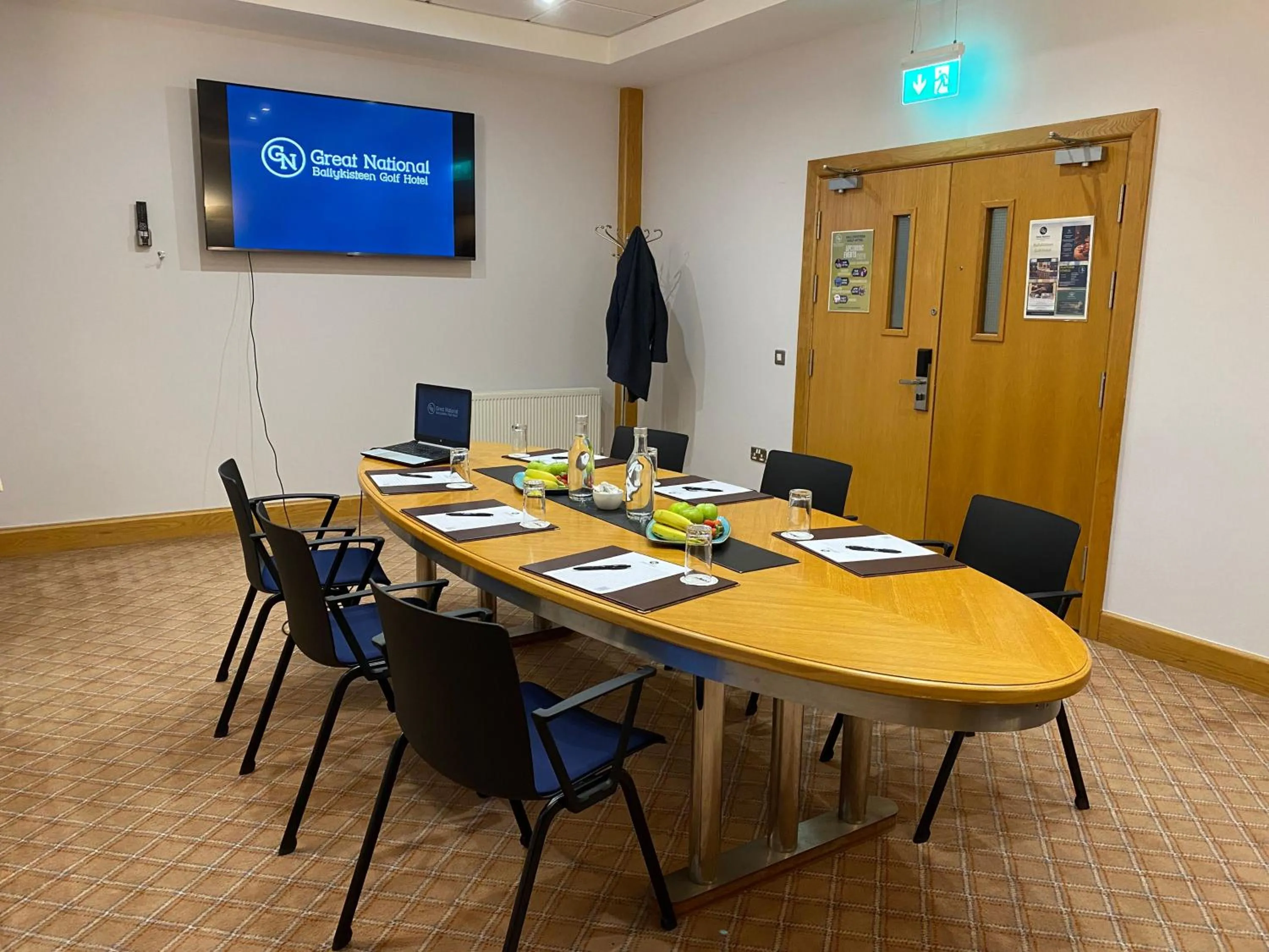 Meeting/conference room in Great National Ballykisteen Golf Hotel